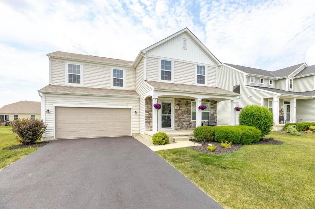 2157 Derby Dr, Marysville, OH 43040