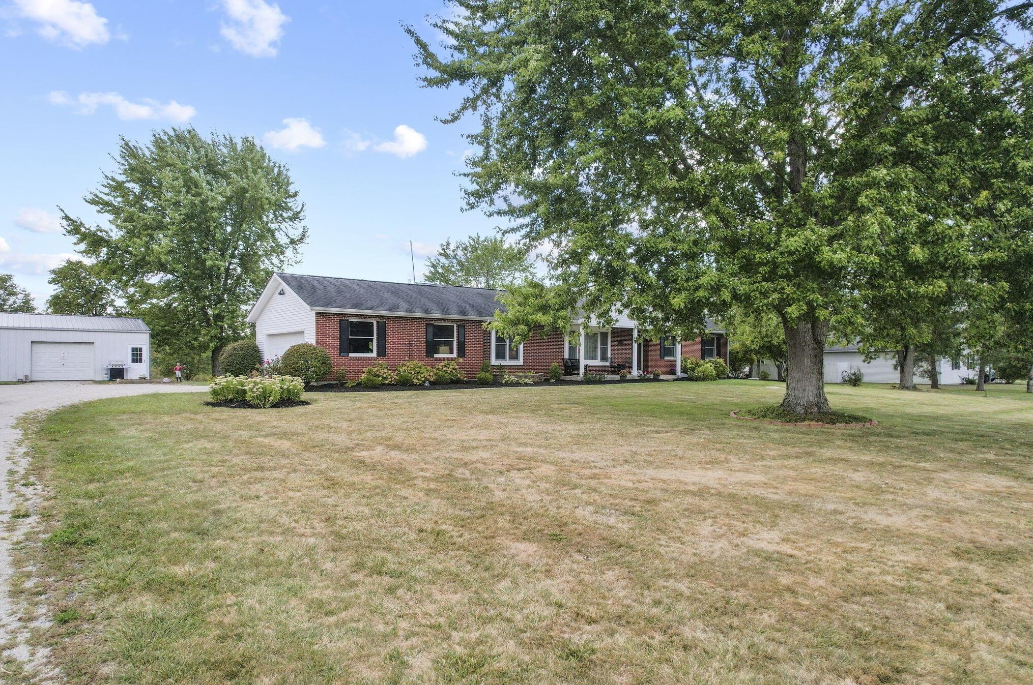 16375 Paver Barnes Rd, Marysville OH  43040-8981 exterior