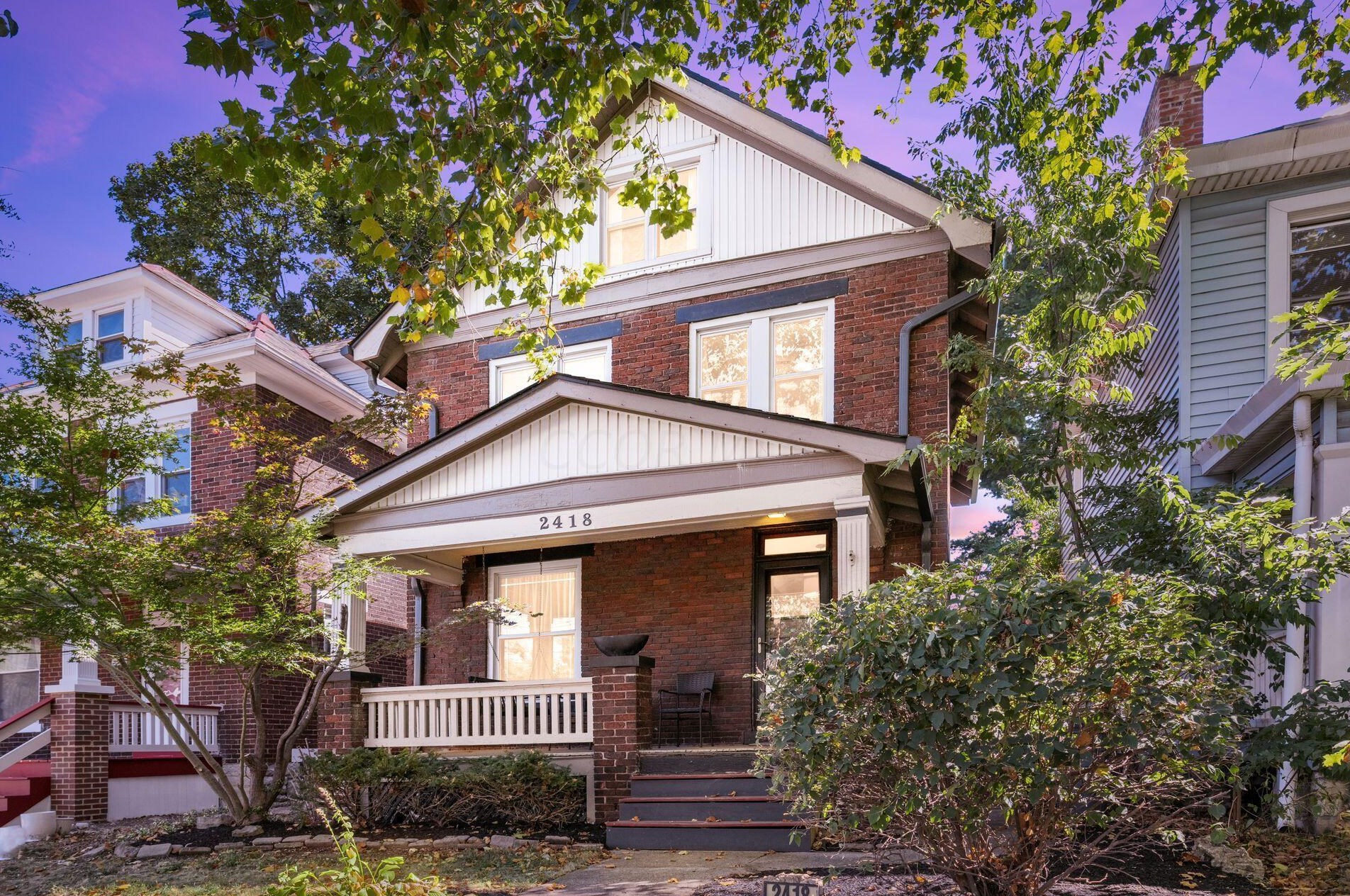 2418 Summit St, Columbus, OH 43202-3112