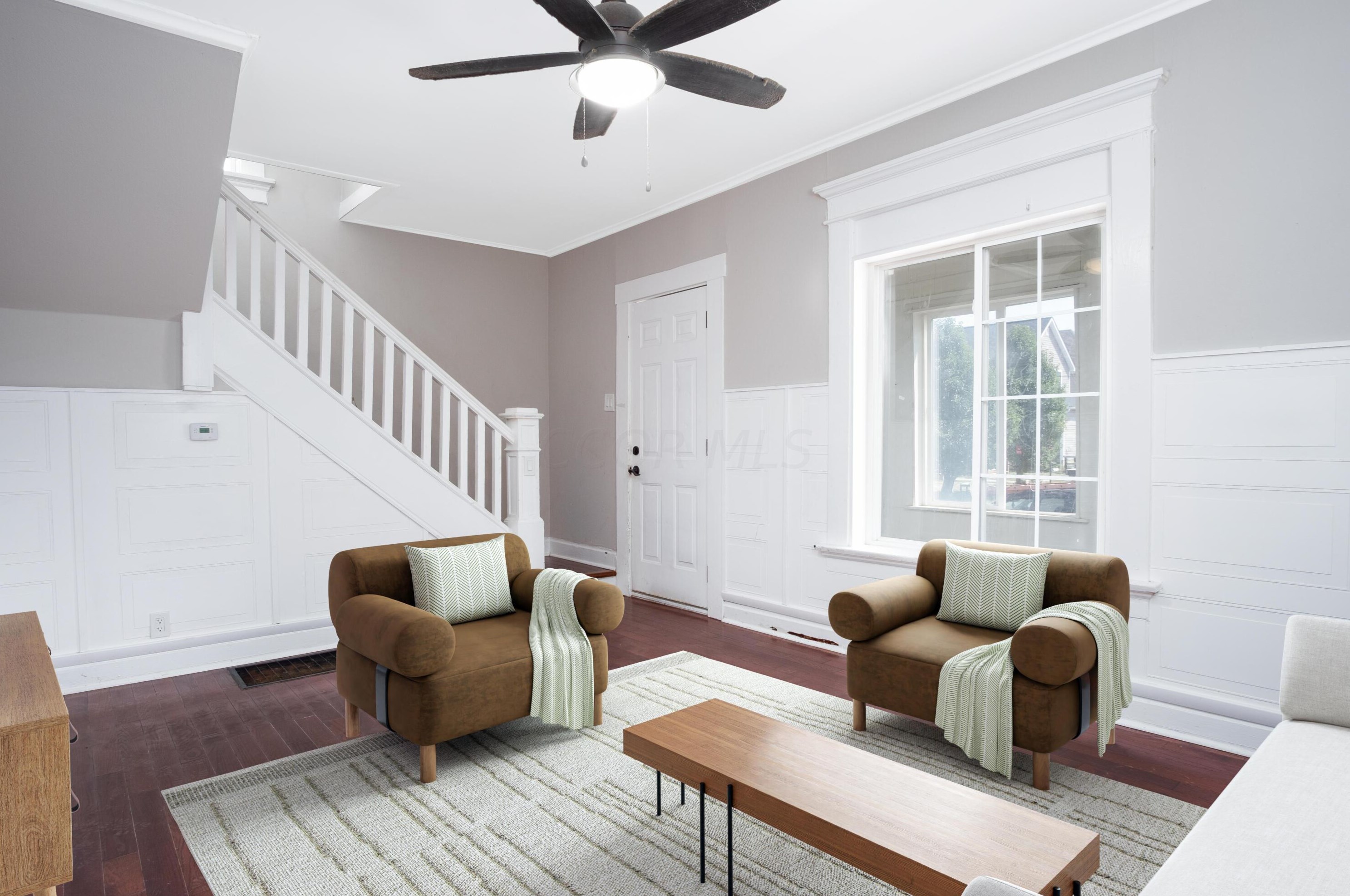 1521 Hamlet St, Columbus OH 43201-3537 exterior