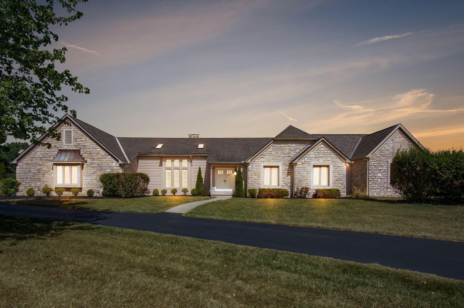 3470 Mann Rd, Blacklick, OH 43004