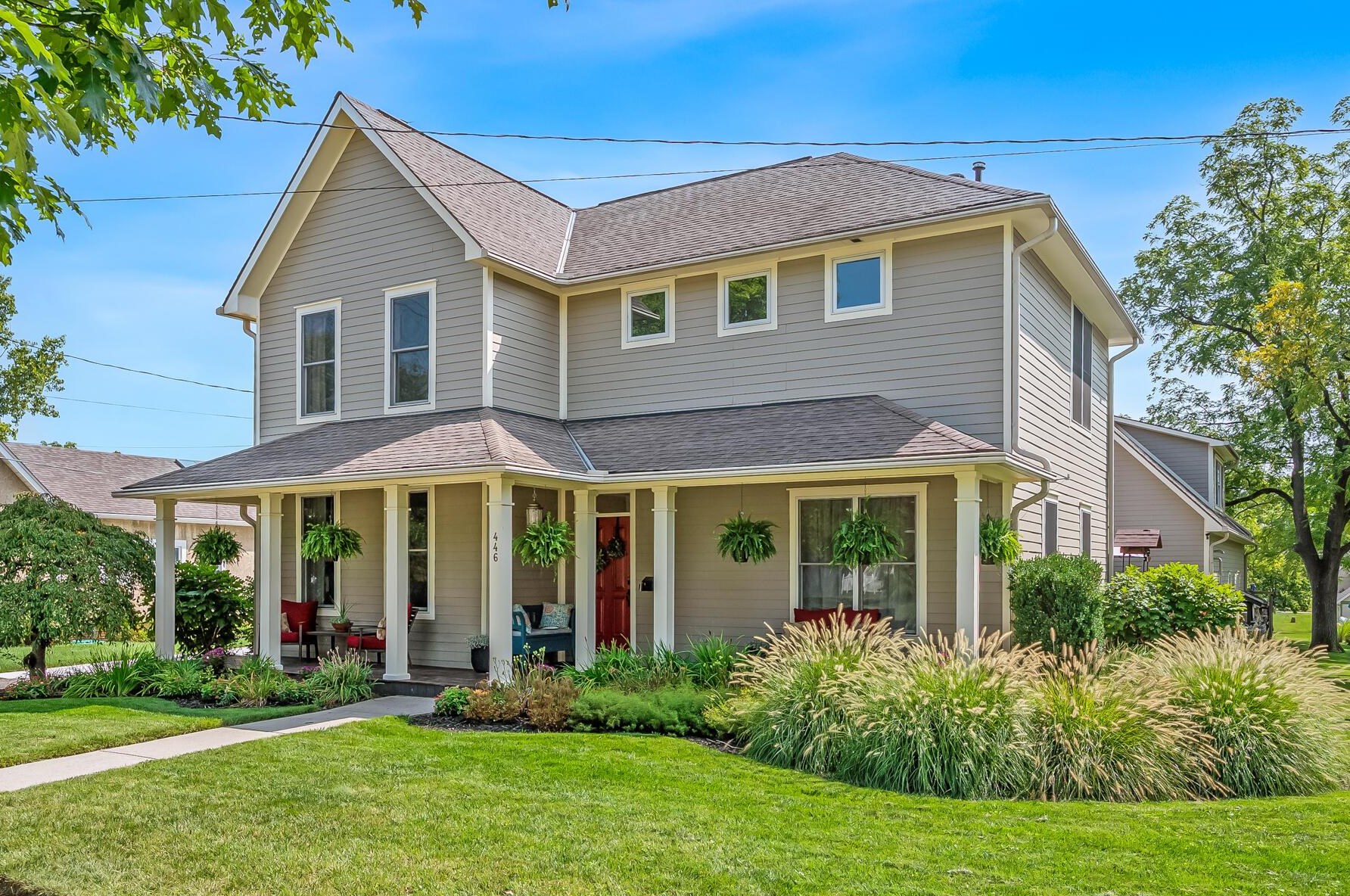446 N Washington St, Delaware, OH 43015