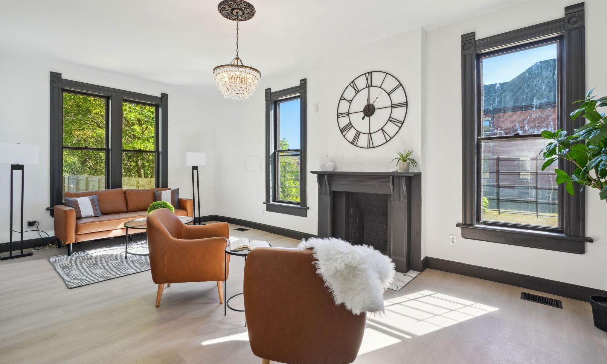 914 Franklin Ave, Columbus OH 43205-1240 exterior