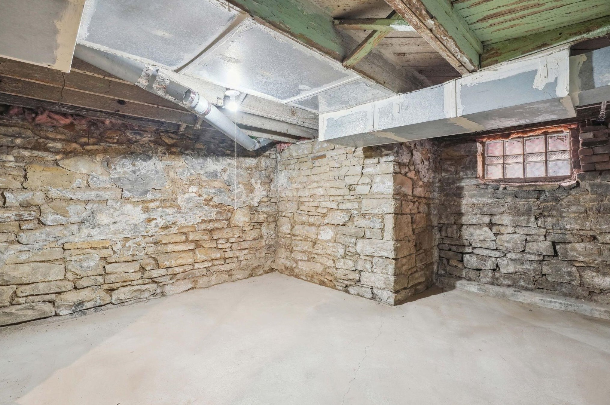 914 Franklin Ave, Columbus OH 43205-1240 exterior