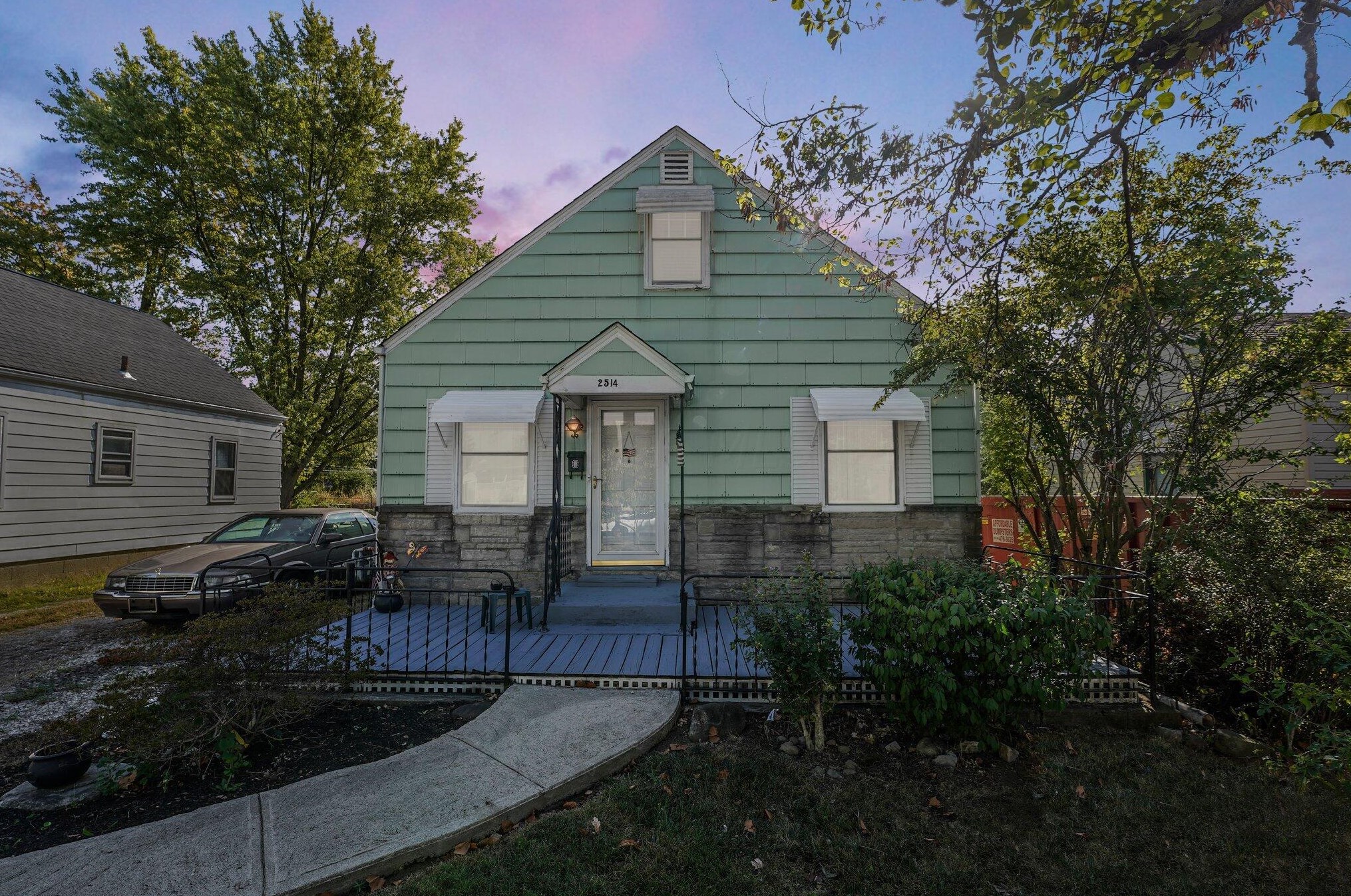 2514 Homecroft Dr, Columbus, OH 43211-1019