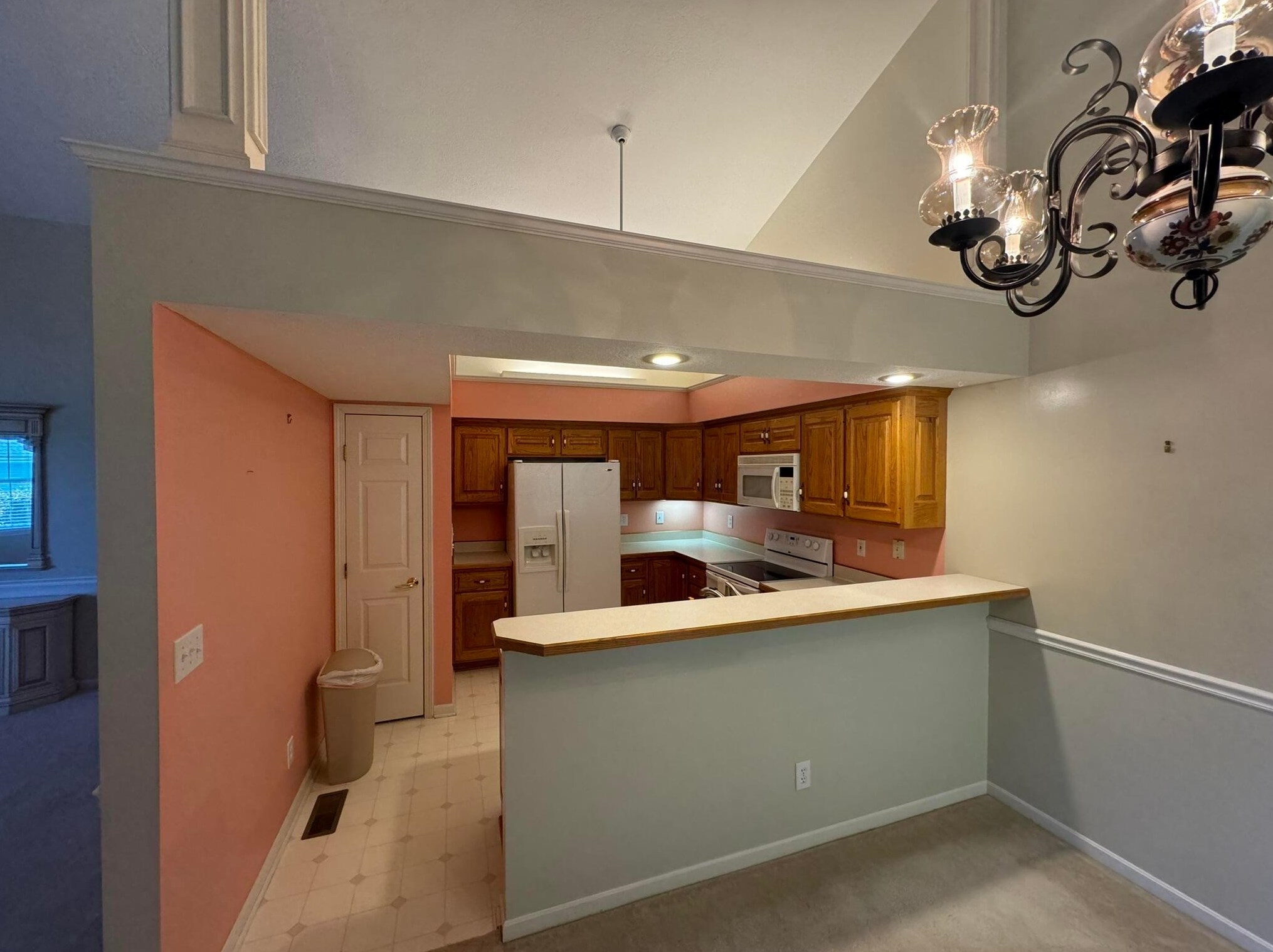 28 Fairway Dr, Mount Vernon, OH 43050