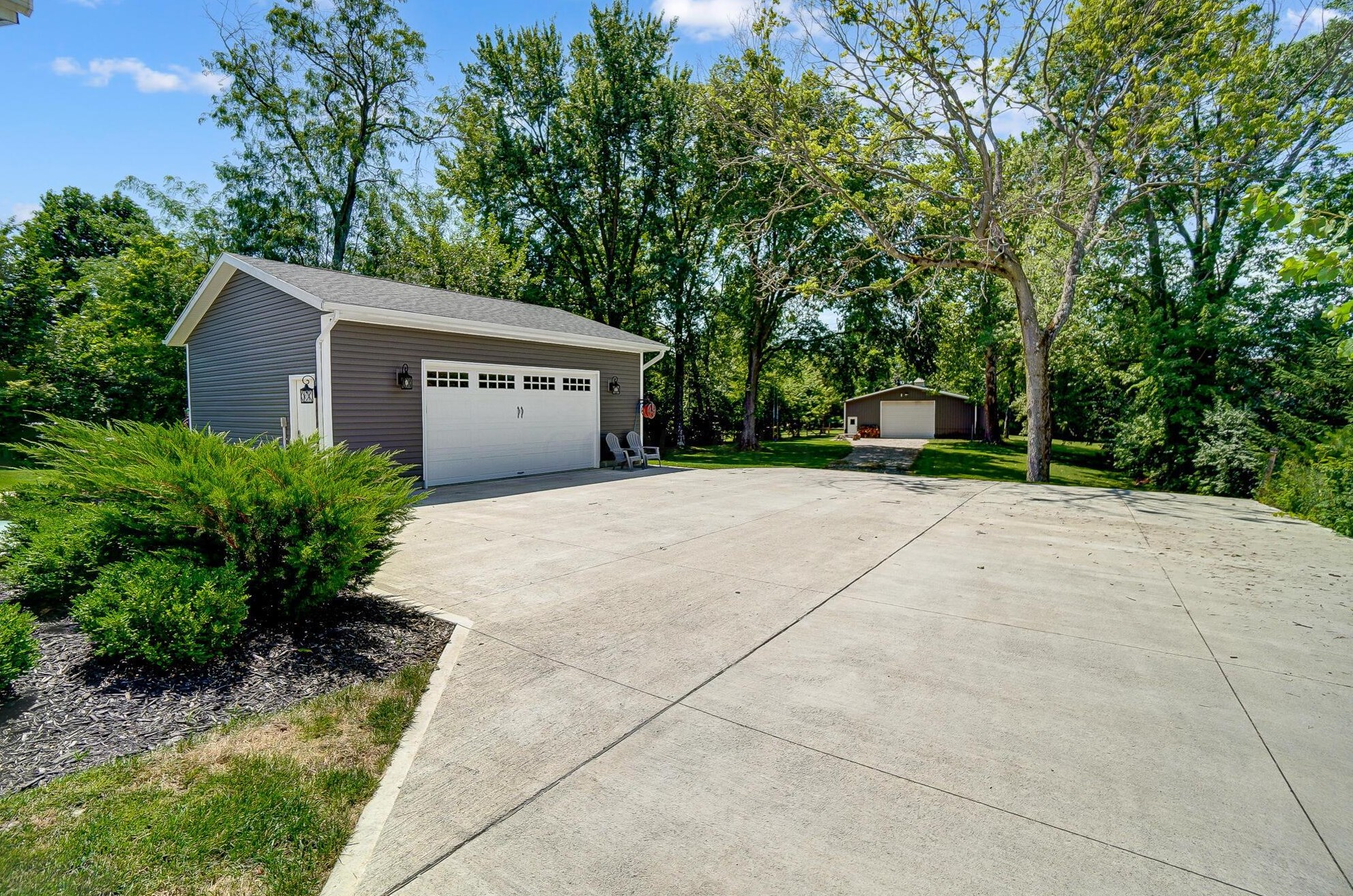 687 Shrine Rd, Springfield OH  45504-3955 exterior