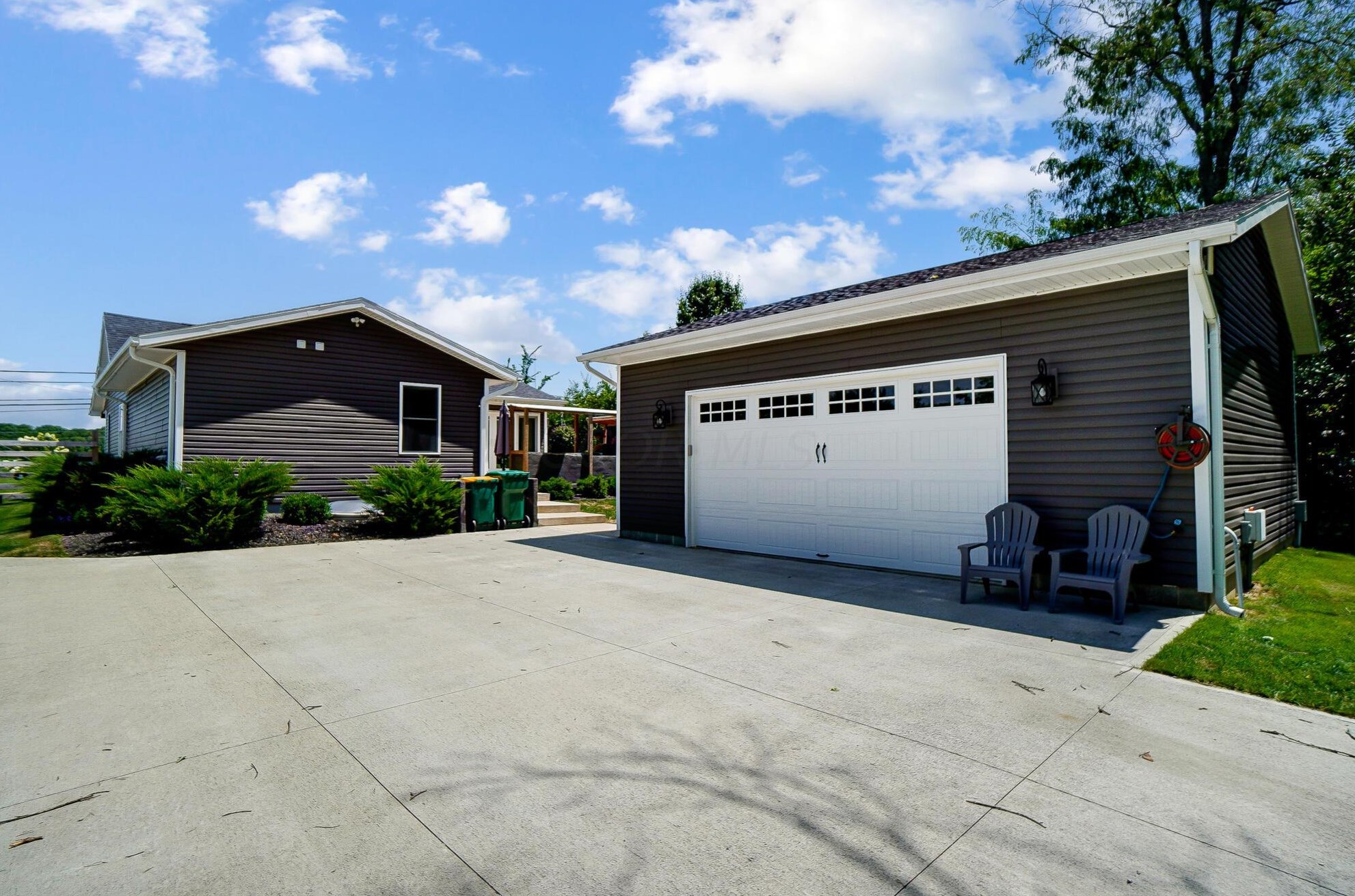 687 Shrine Rd, Springfield OH  45504-3955 exterior
