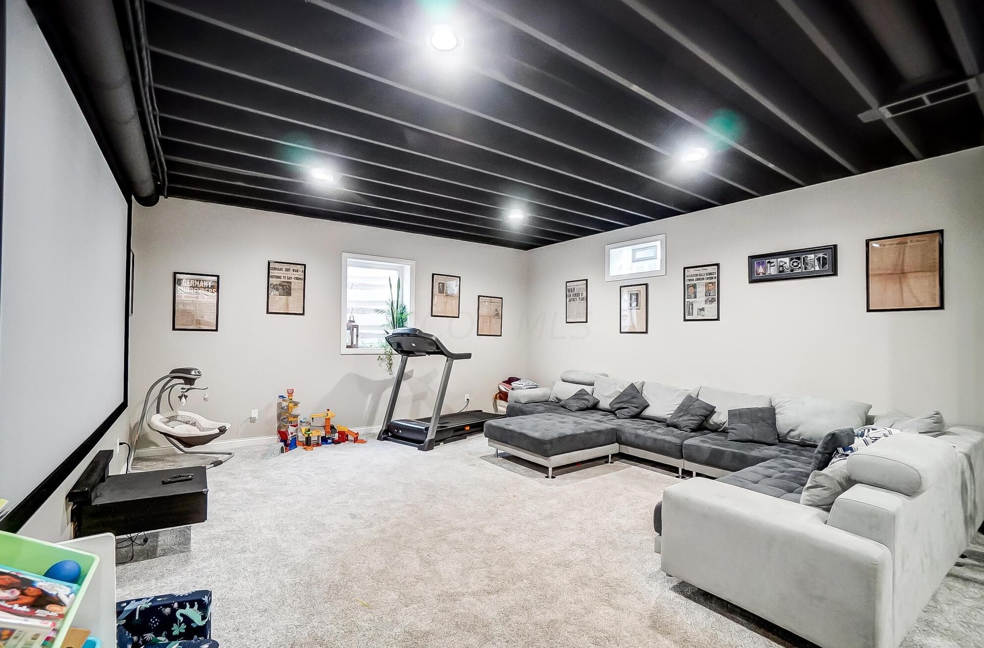 687 Shrine Rd, Springfield OH  45504-3955 exterior