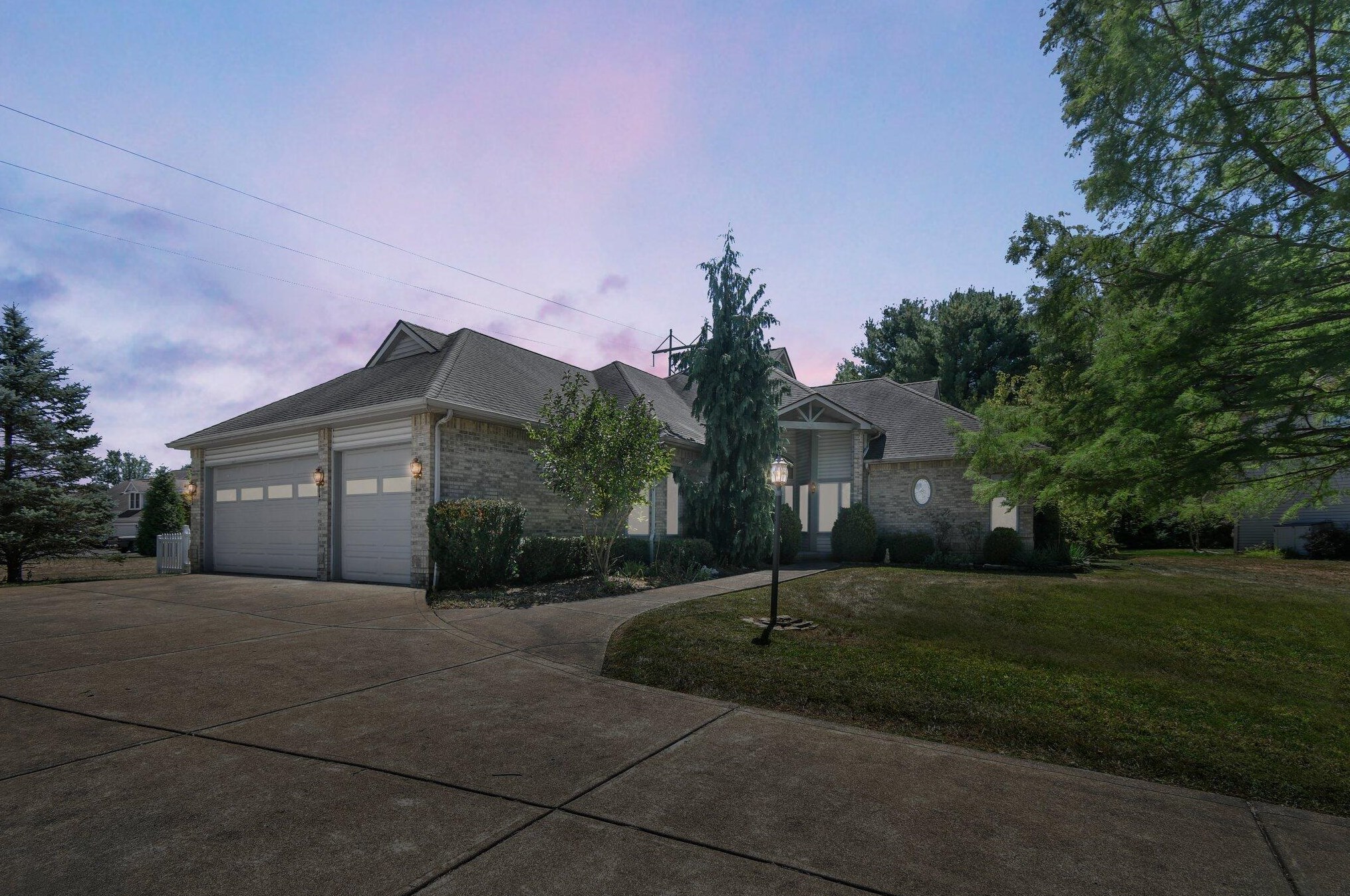 216 Kildare St, Granville, OH 43023