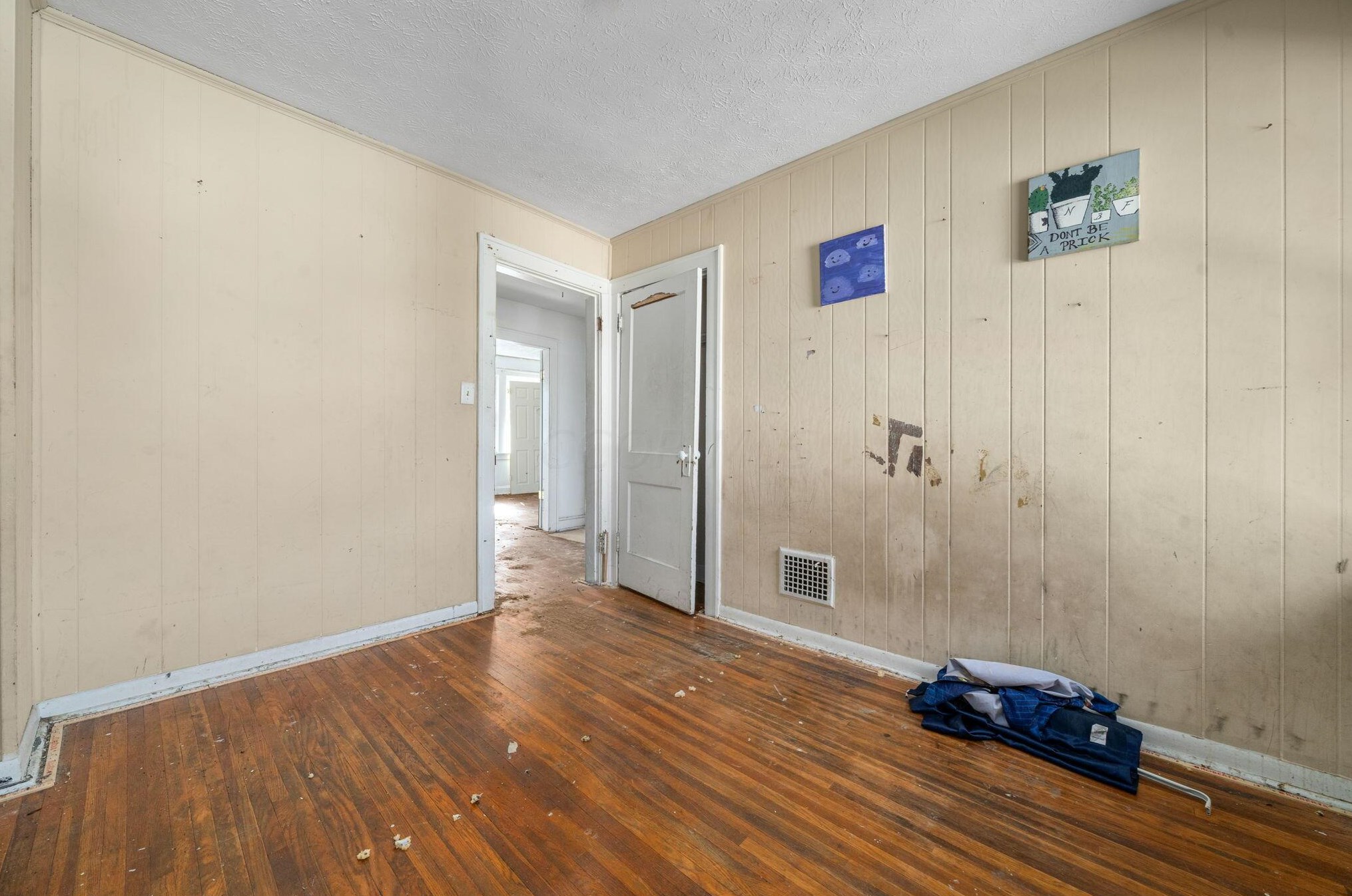 1125 Ohio Ave, Columbus OH 43205-2744 exterior