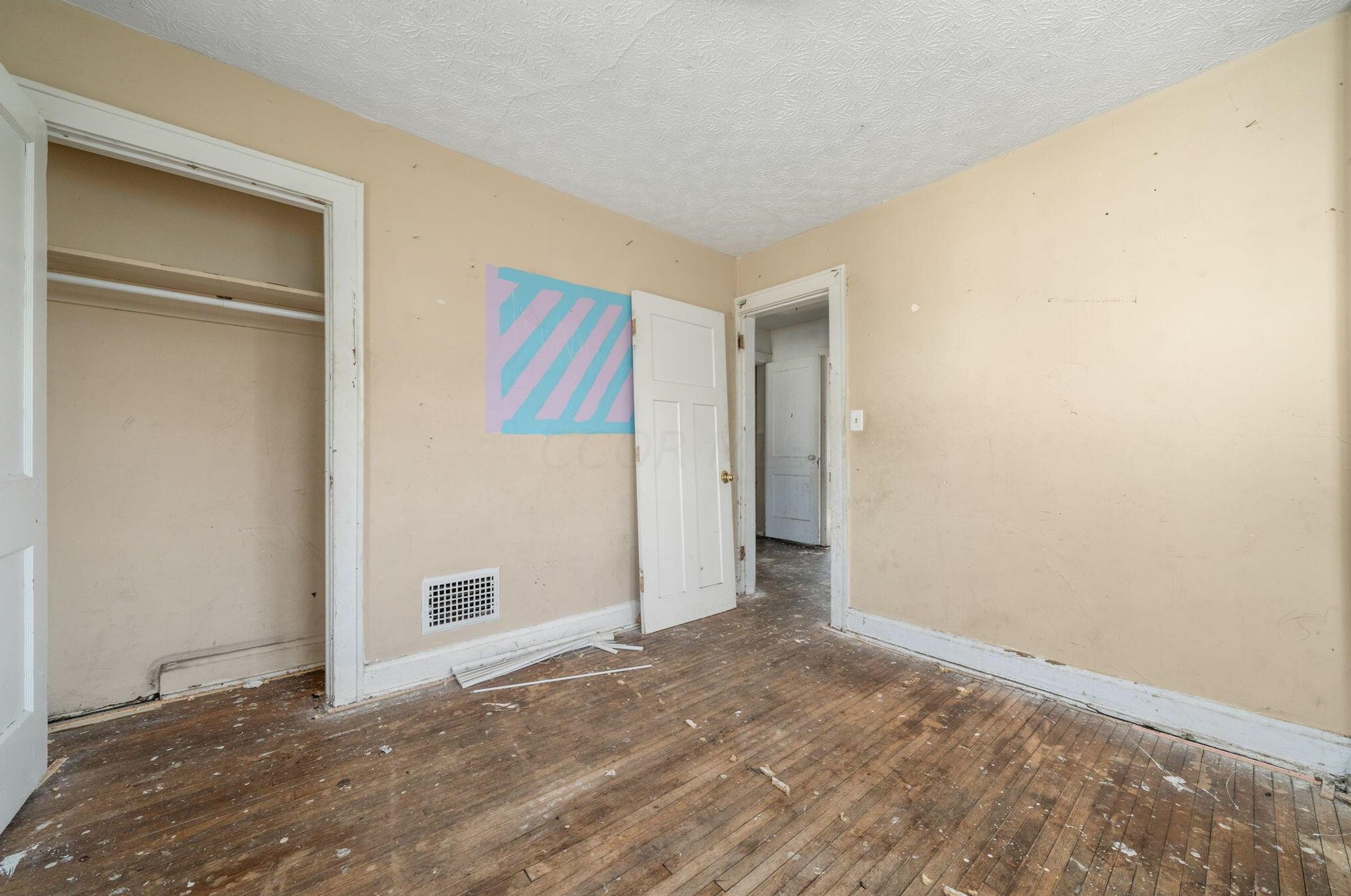 1125 Ohio Ave, Columbus OH 43205-2744 exterior