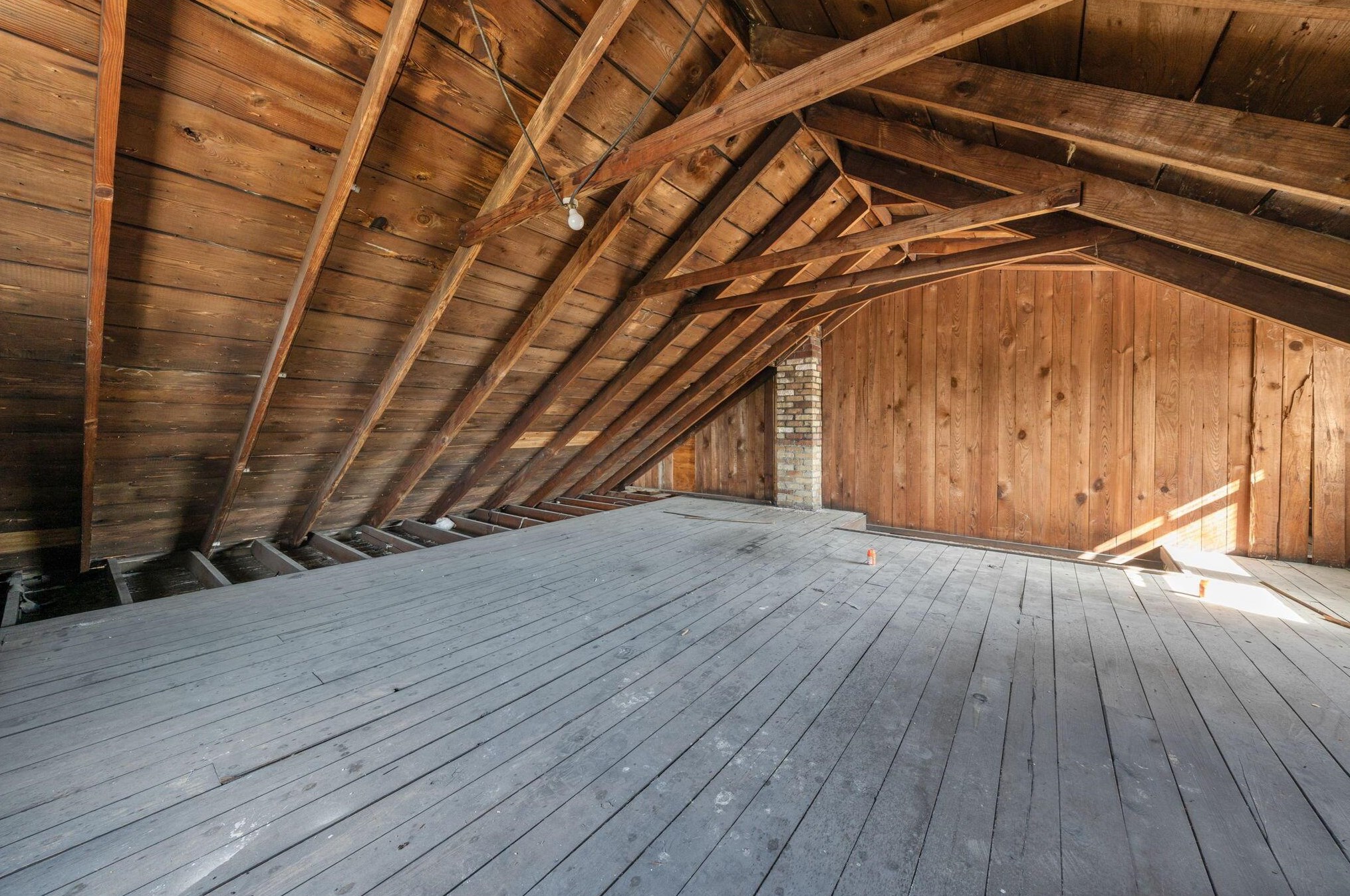 1125 Ohio Ave, Columbus OH 43205-2744 exterior