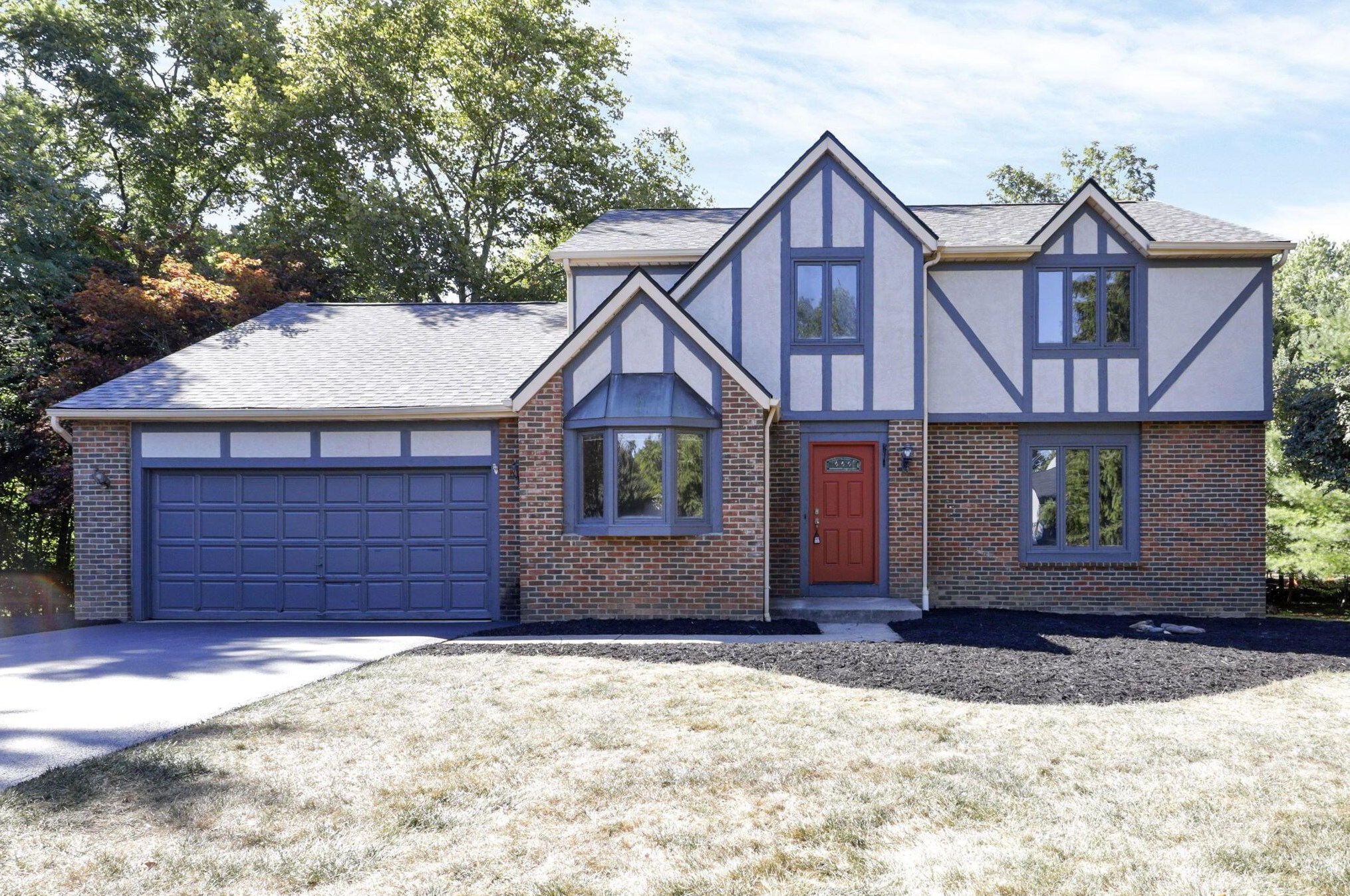 11649 Streamside Dr, Pickerington, OH 43147