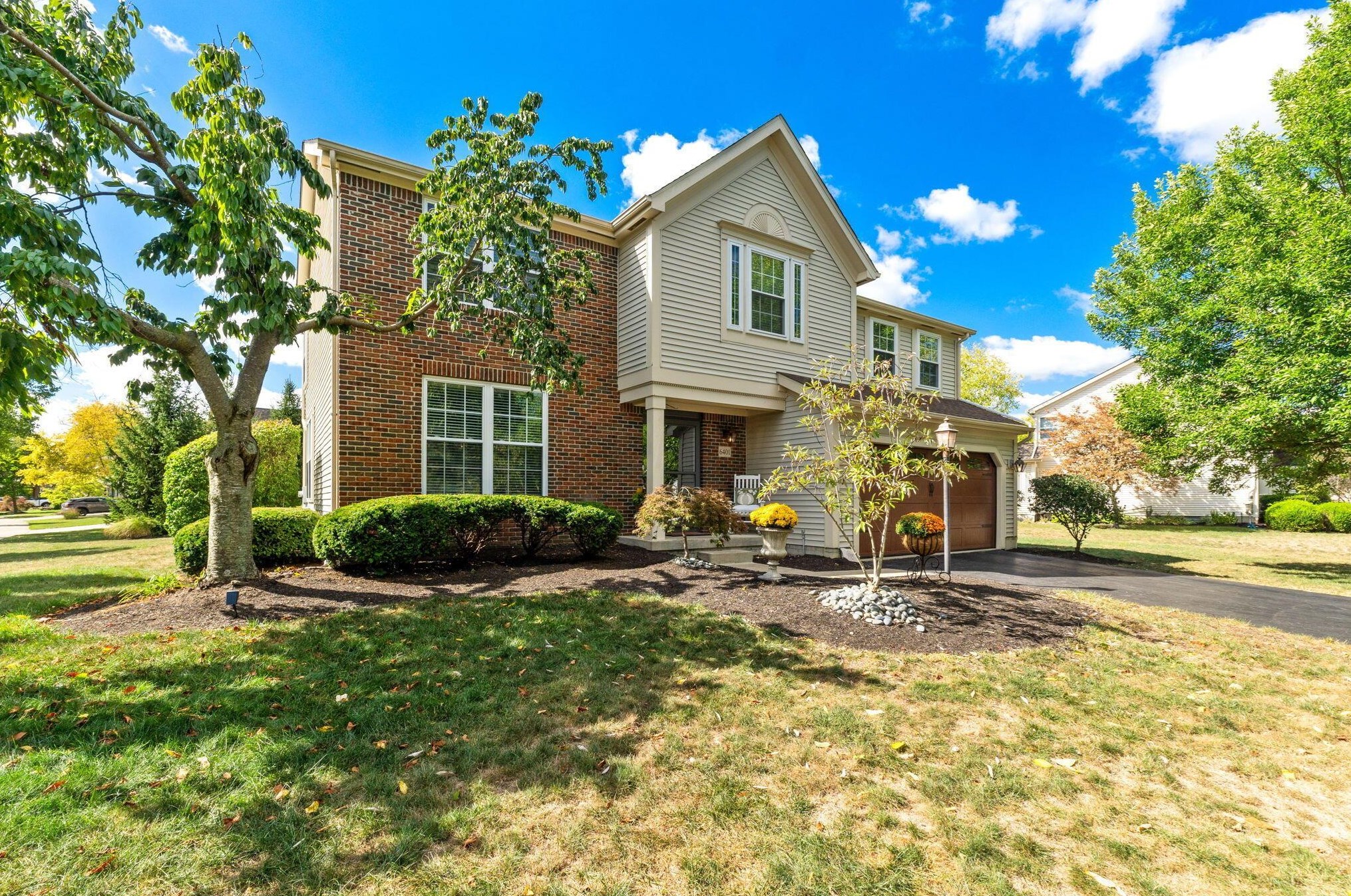 6401 Wyndburne Dr, Dublin, OH 43016