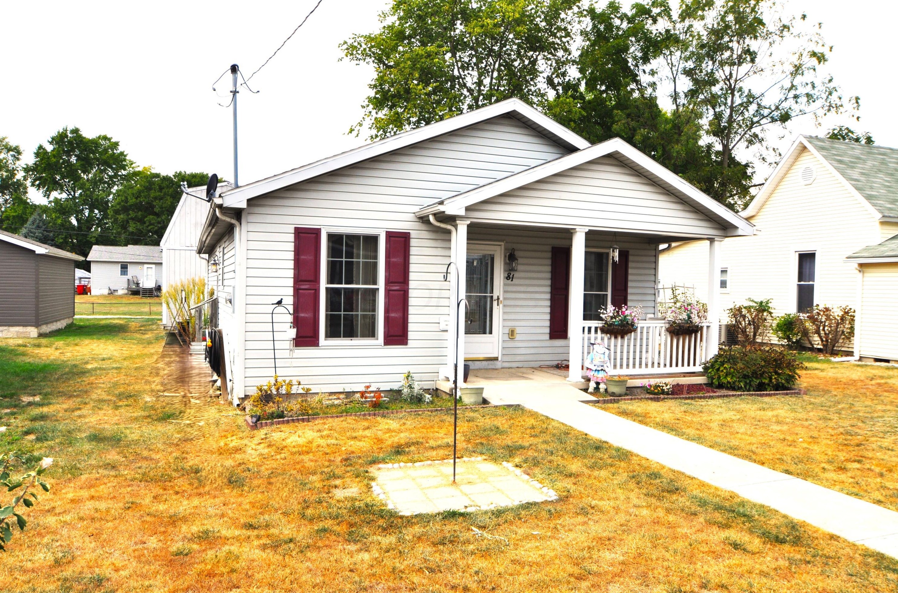 81 Riley Ave, London, OH 43140
