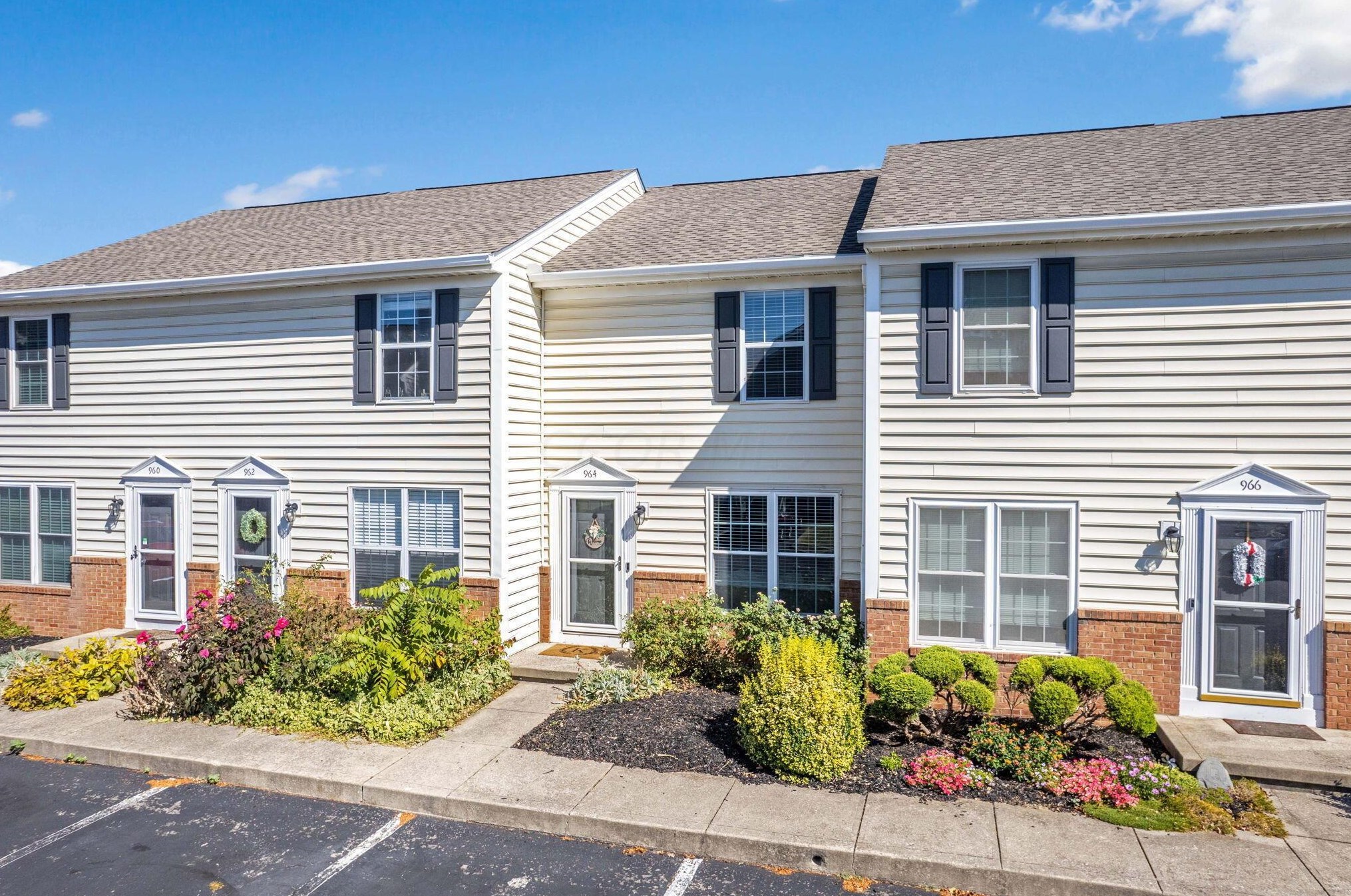 964 Charleston Way Dr #10c, Westerville, OH 43081