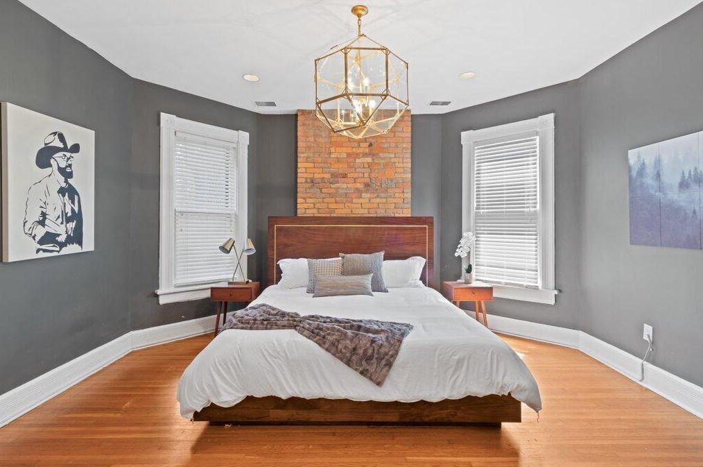 178 1st Ave, Columbus OH 43201-3490 exterior