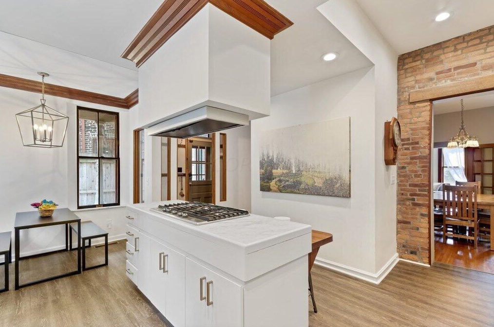 178 1st Ave, Columbus OH 43201-3490 exterior