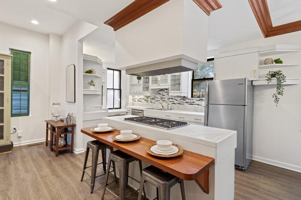 178 1st Ave, Columbus OH 43201-3490 exterior