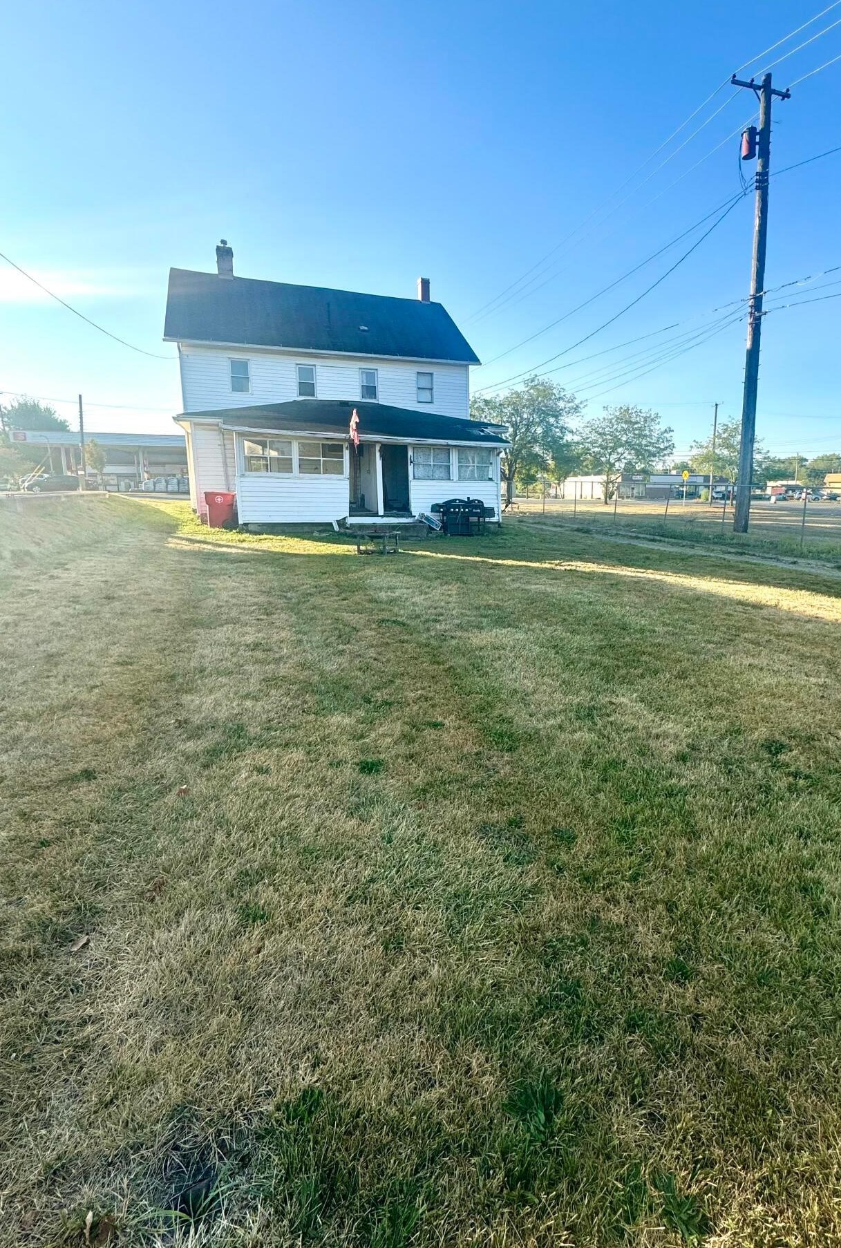 105-107 W High St, London, OH 43140