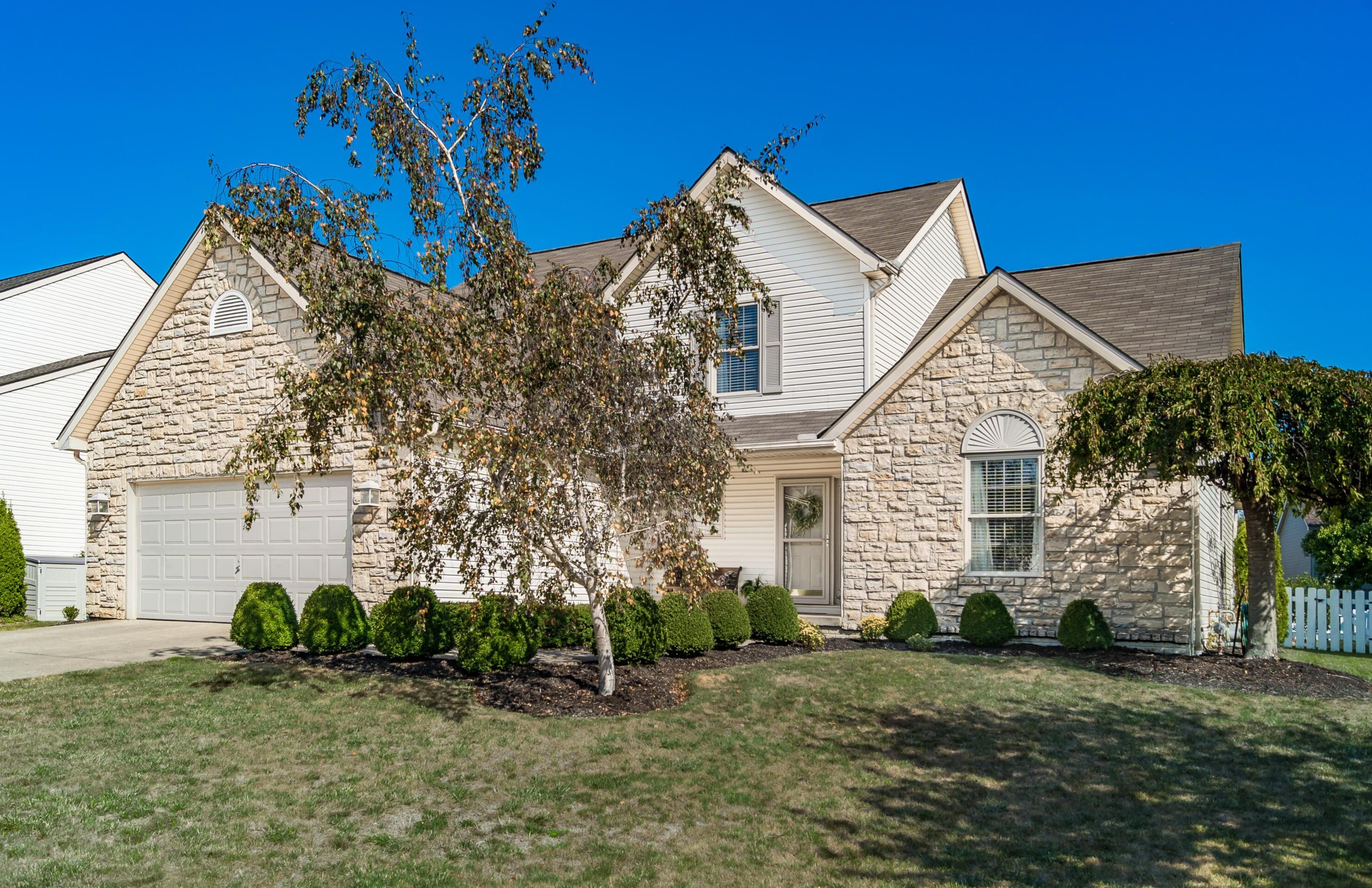 6816 Shadow Dr, Westerville, OH 43081