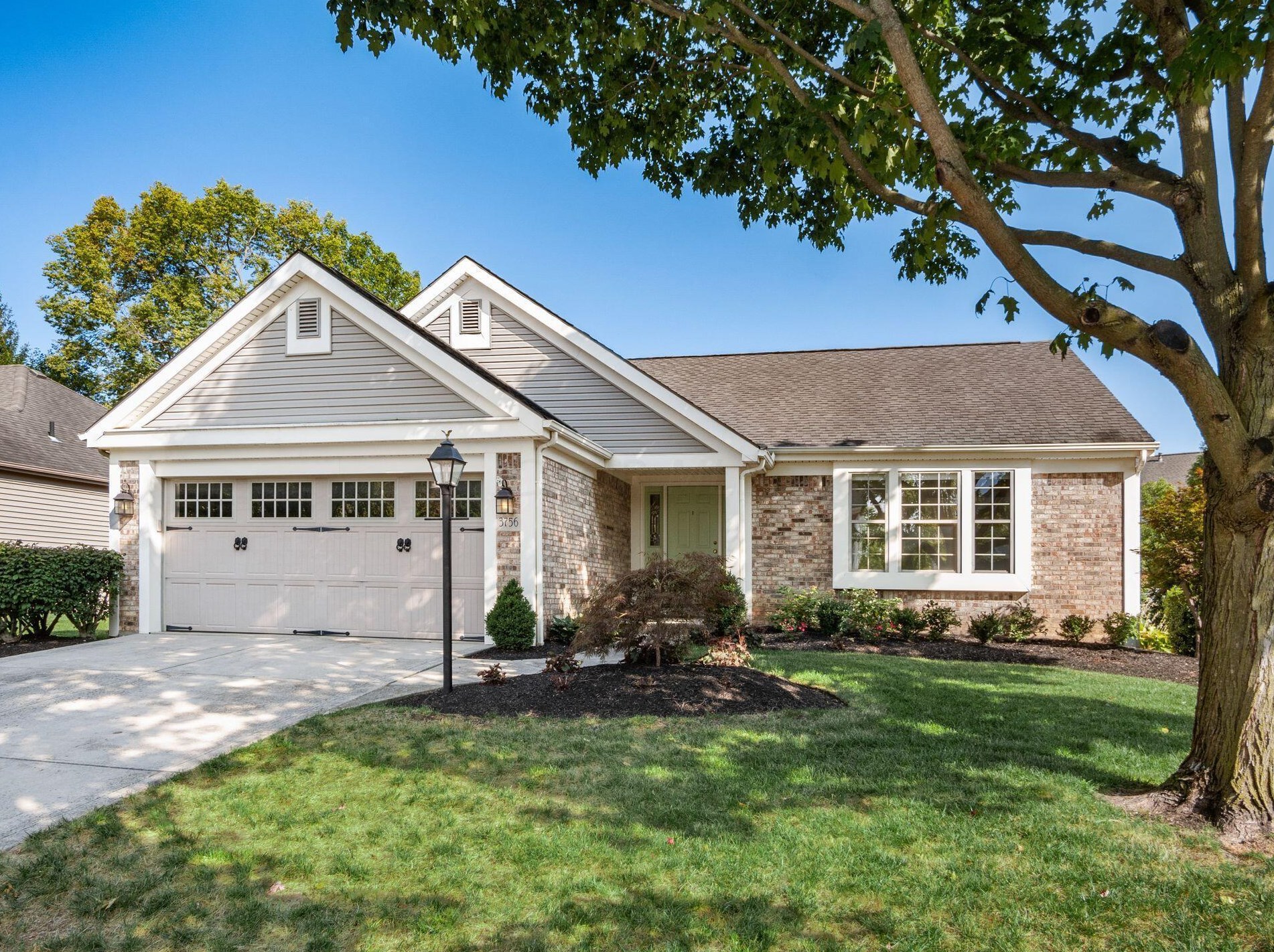 3756 Stonesthrow Ln, Hilliard, OH 43026