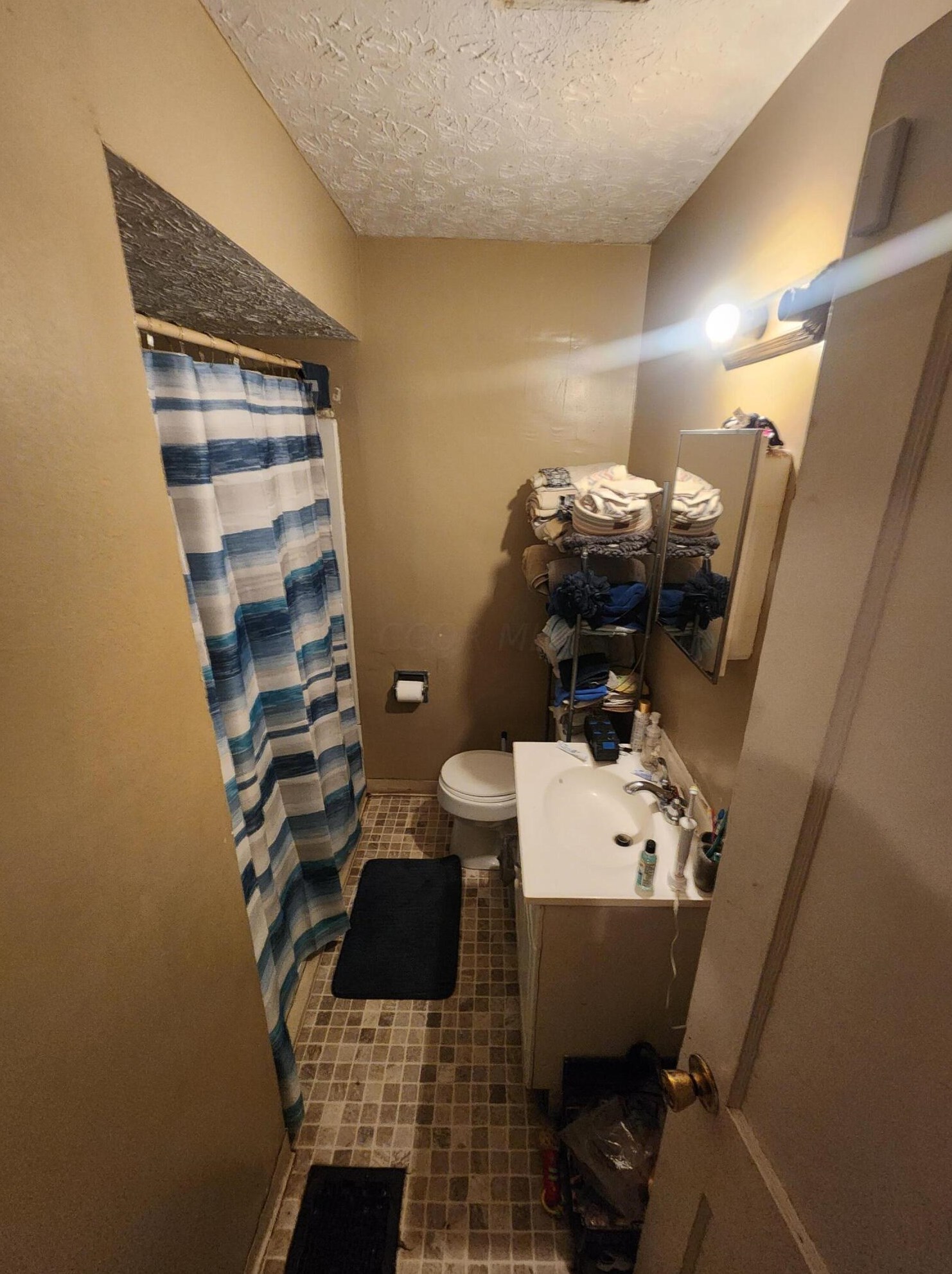 1376 19 Ave, Columbus OH 43201-1720 exterior