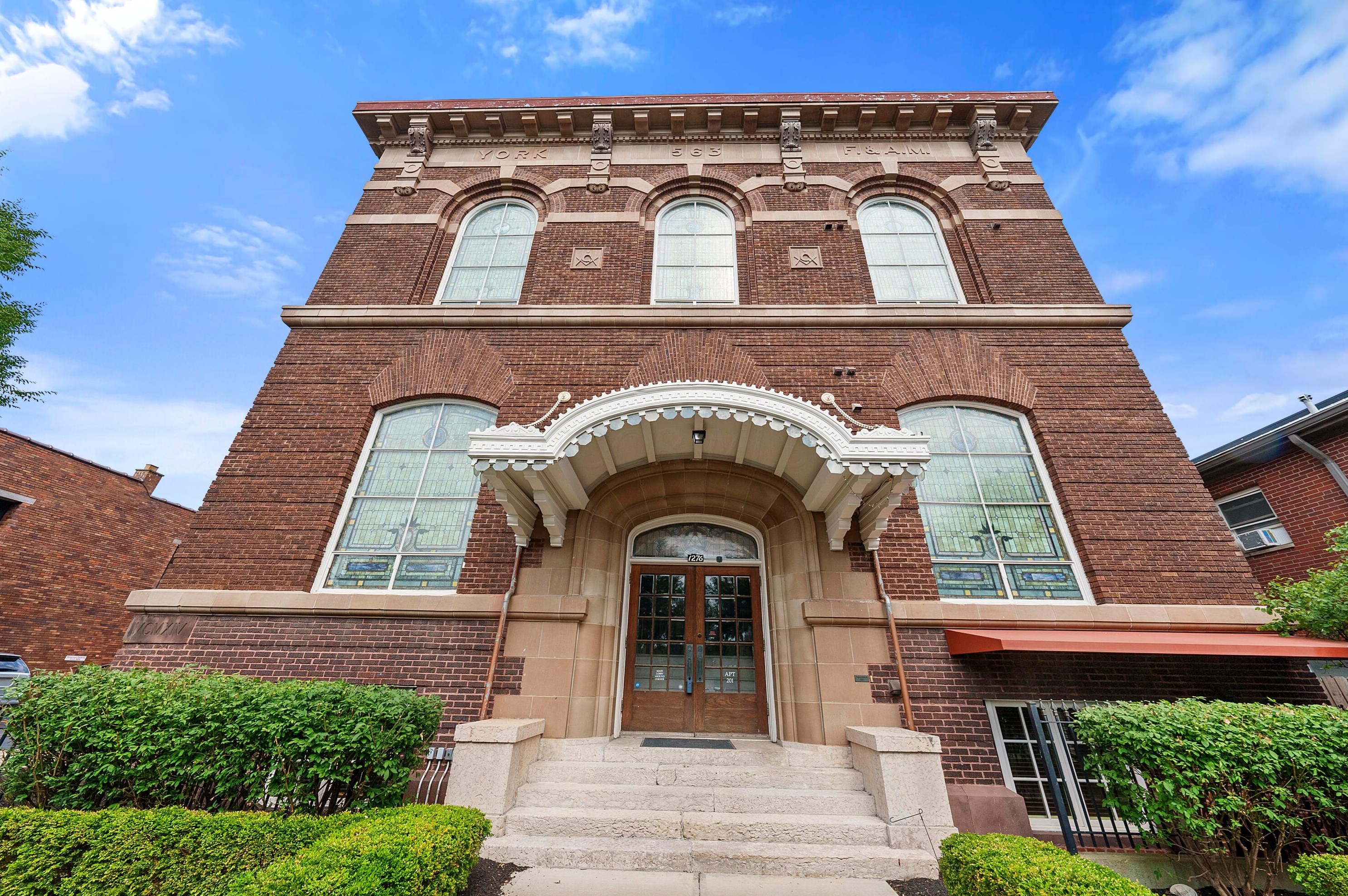 1276 N High St #305, Sharon Township, OH 43201
