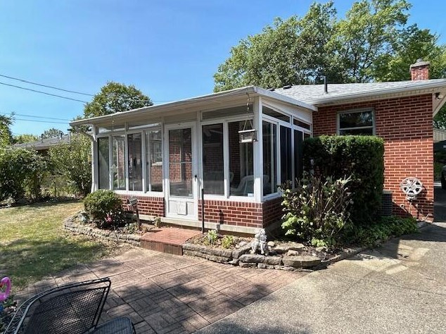 4438 Marland Dr, Columbus, OH 43224-1015