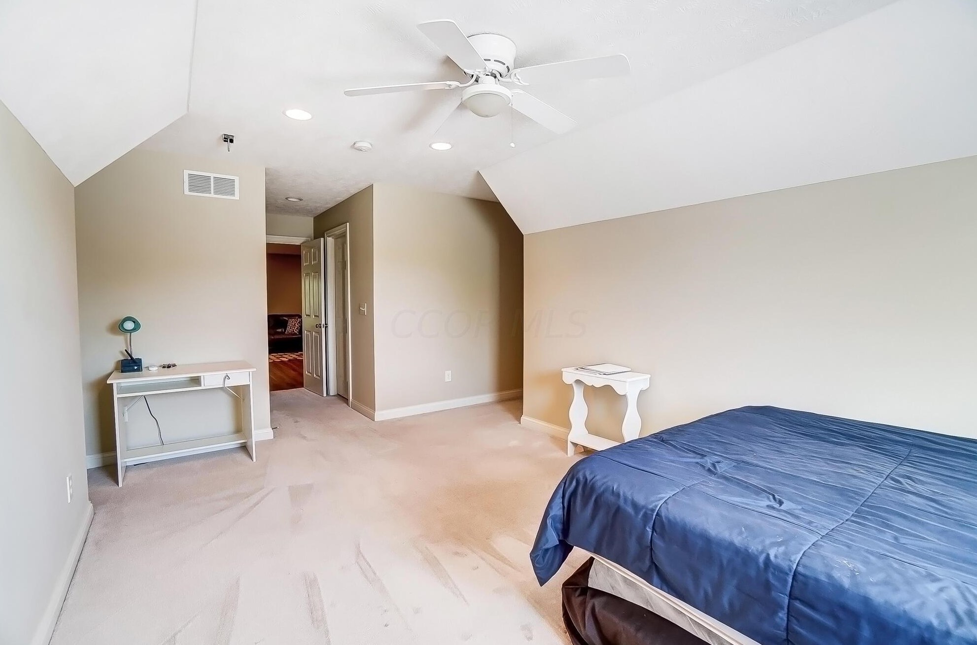 6785 Vineyard Haven Loop, Dublin OH  43016-7371 exterior