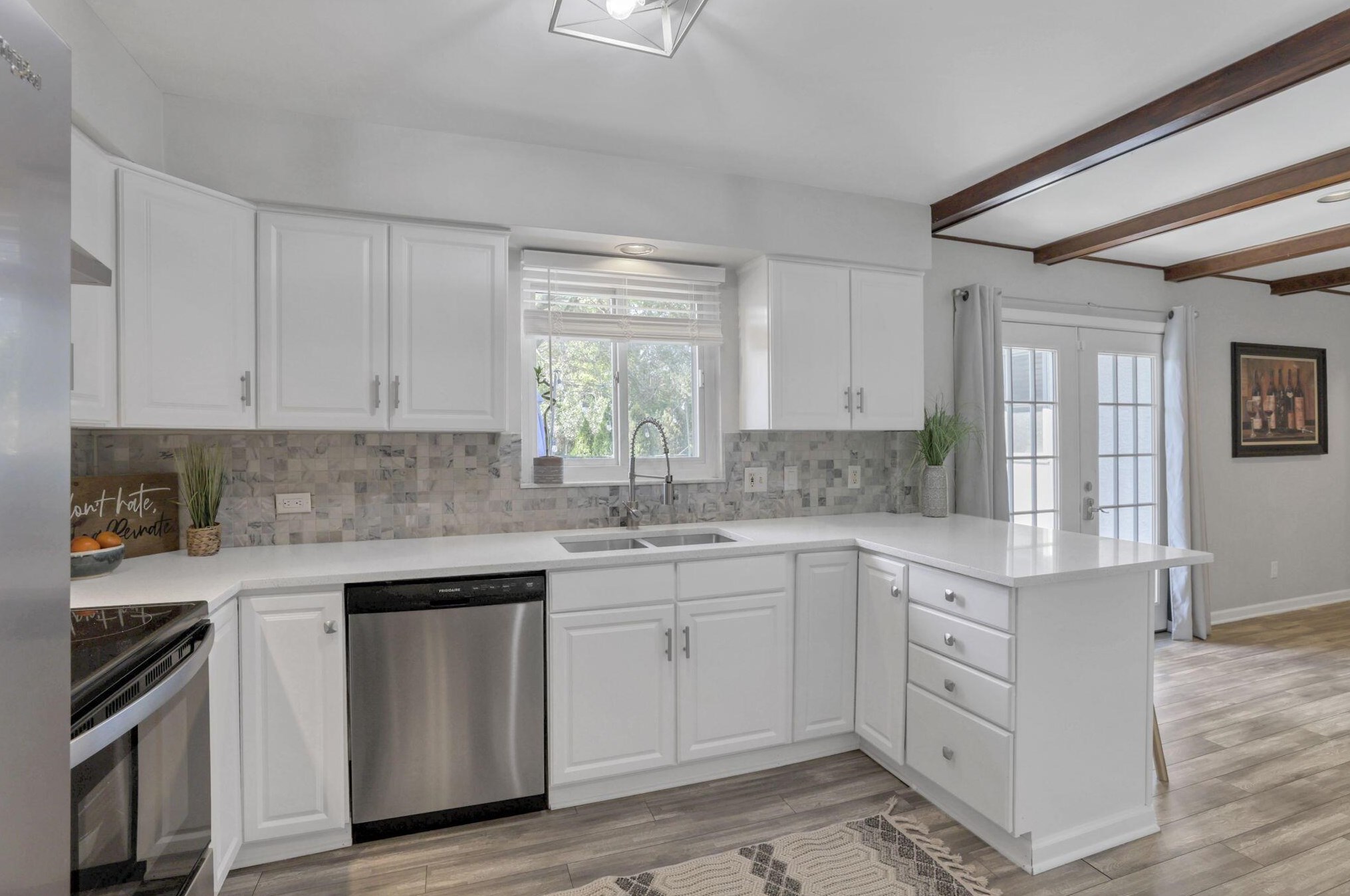 1771 Fishinger Rd, Columbus OH 43221-1351 exterior