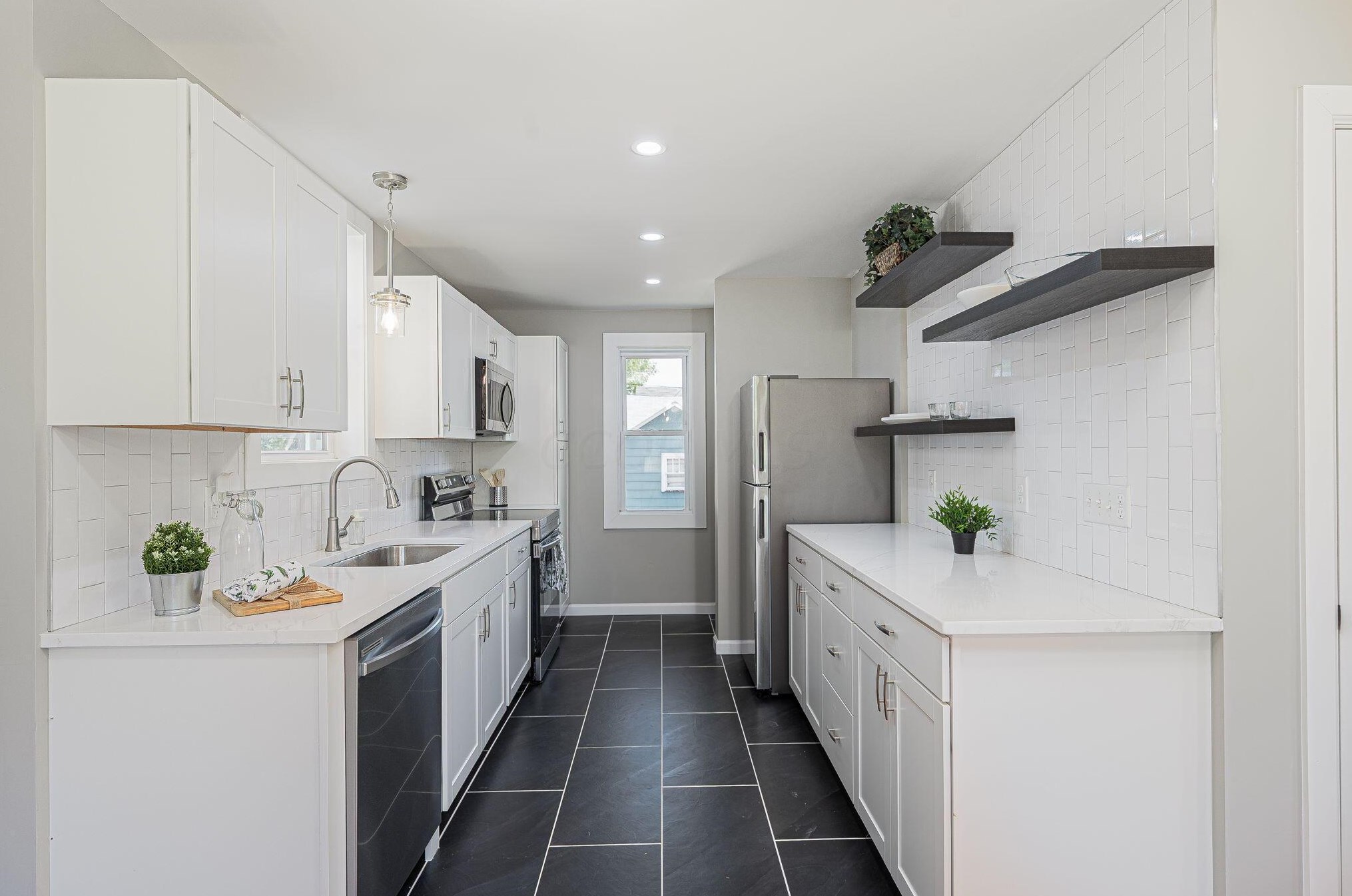 88 Roys Ave, Columbus OH  43204-2633 exterior