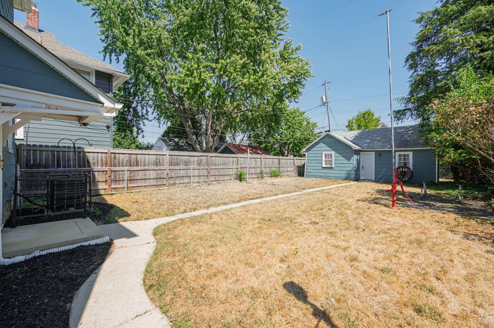 88 Roys Ave, Columbus OH  43204-2633 exterior