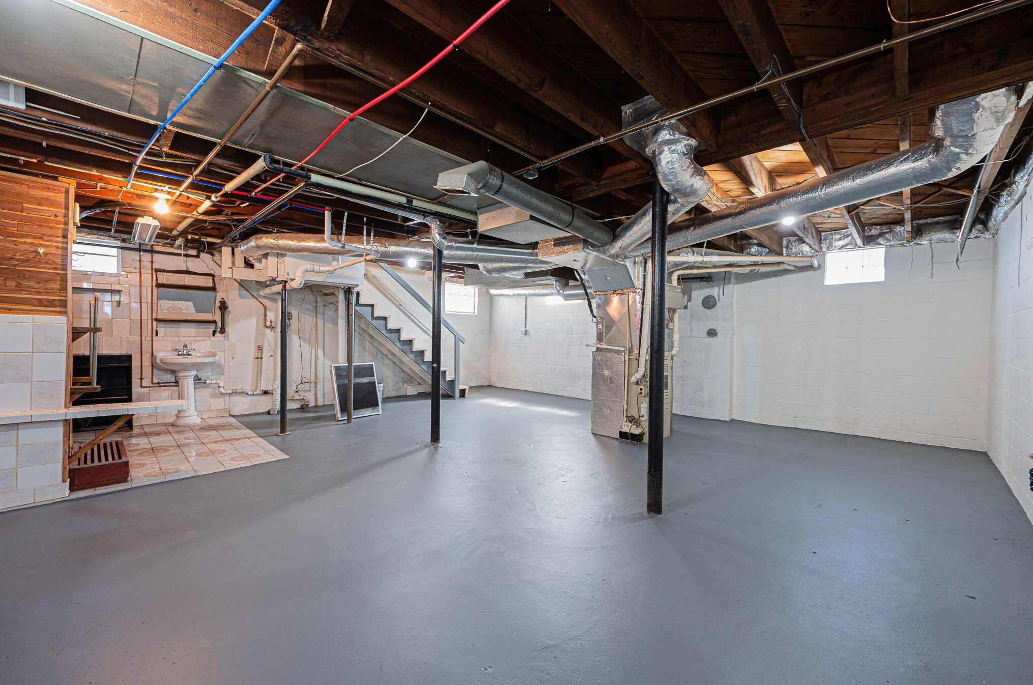 88 Roys Ave, Columbus OH  43204-2633 exterior