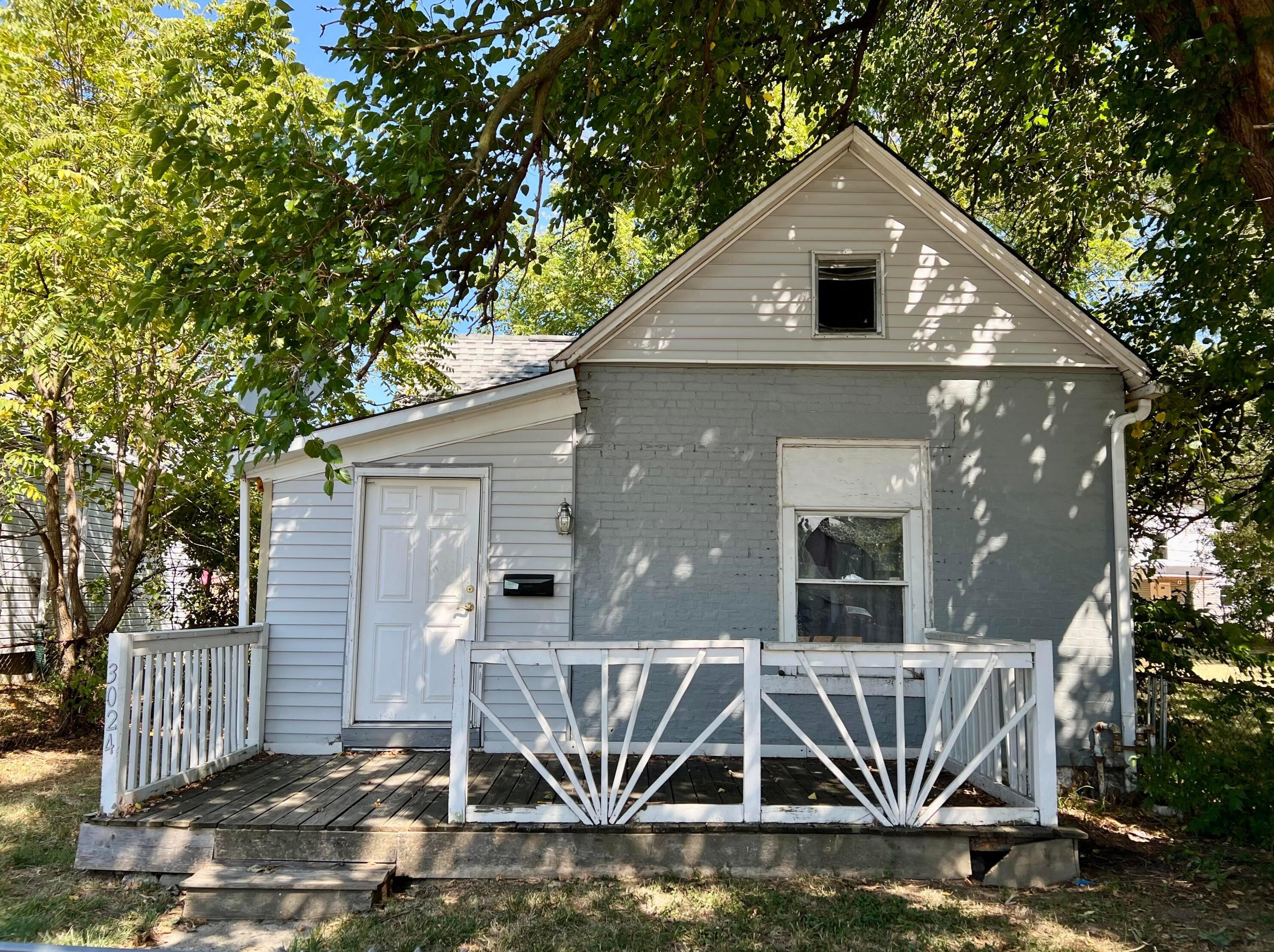 3024 7th Ave, Columbus, OH 43219-3743