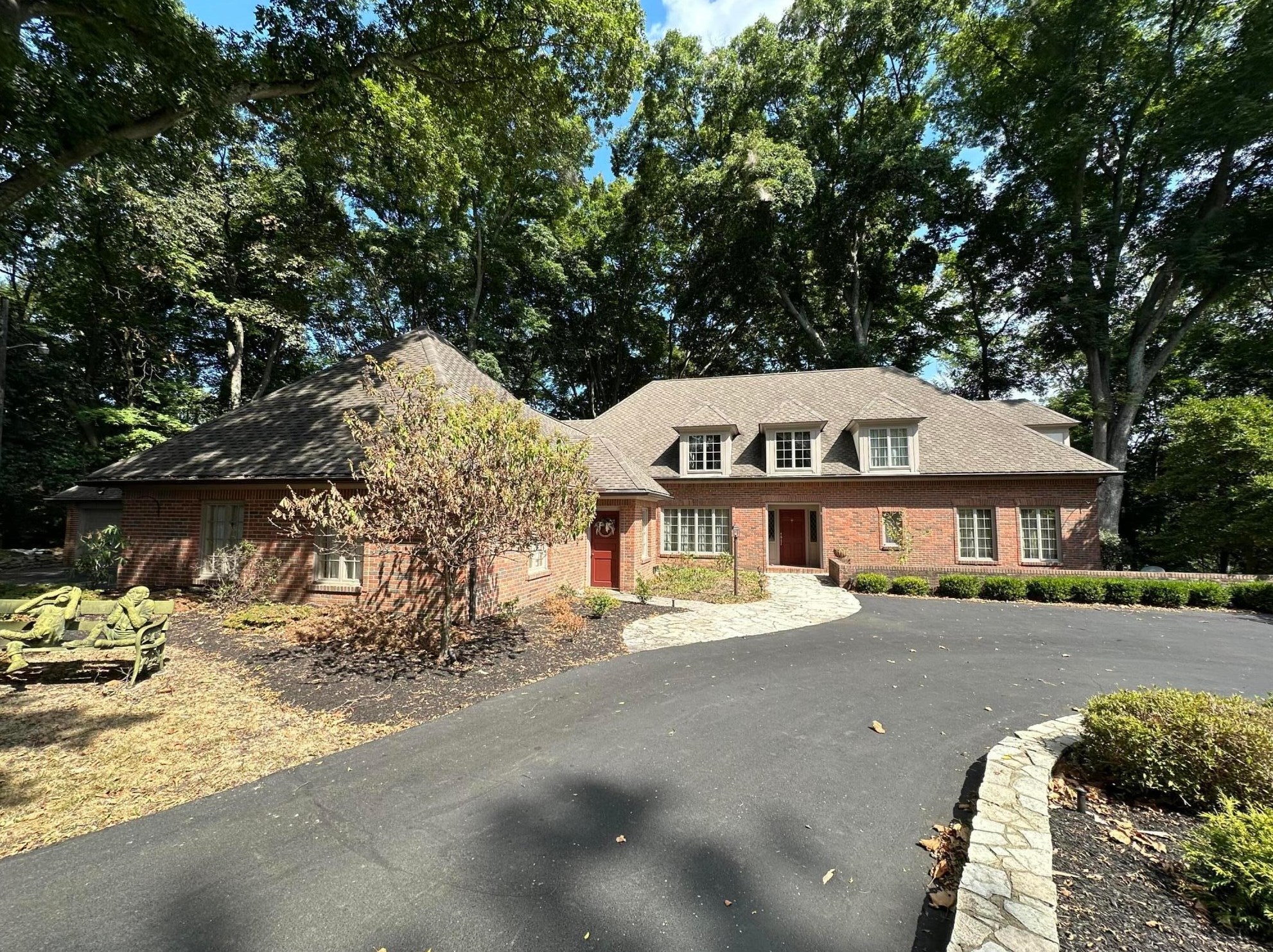 1161 Sycamore Dr, Lancaster, OH 43130