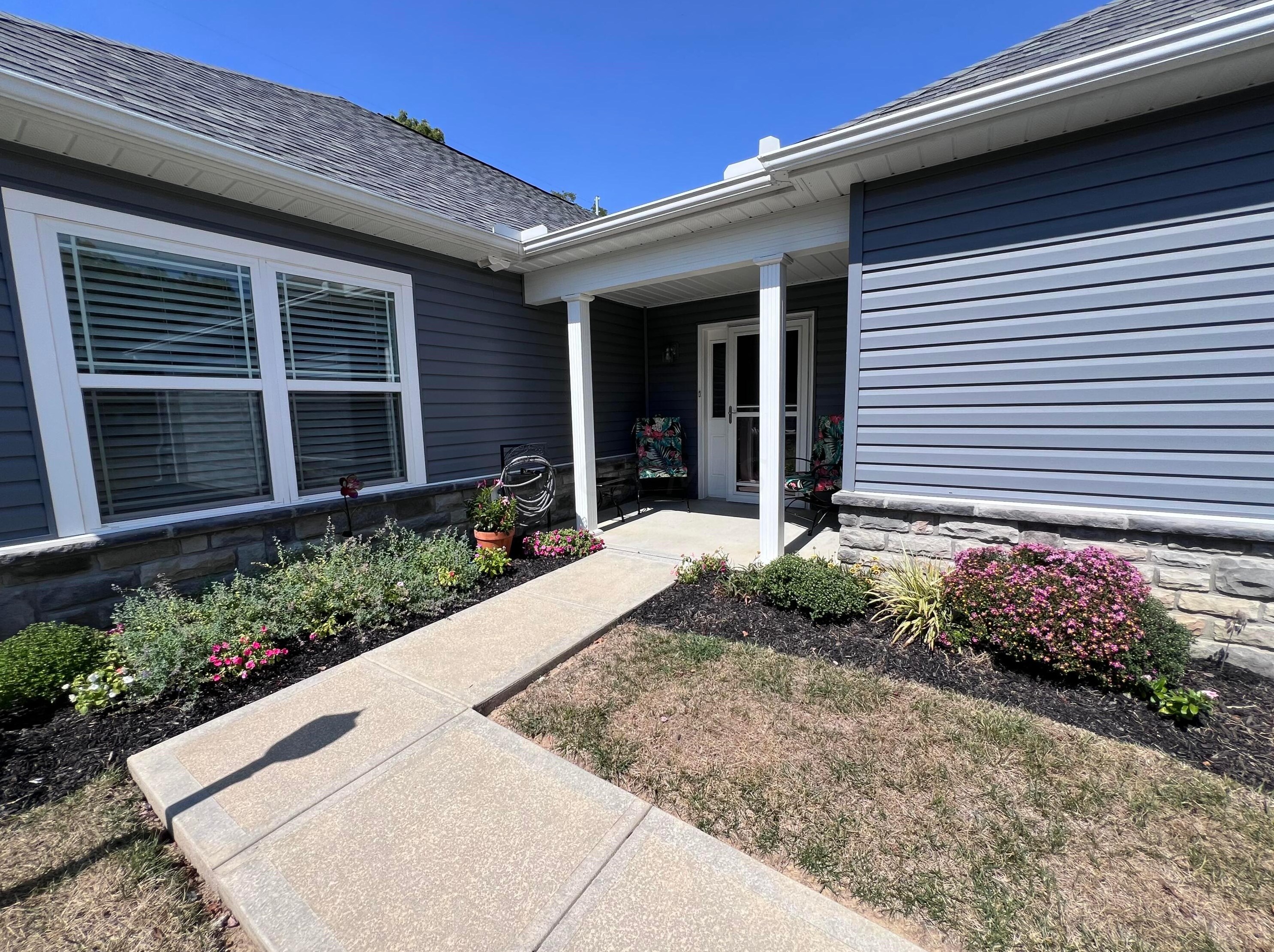 1395 Epworth Forest Dr, Lancaster, OH 43130