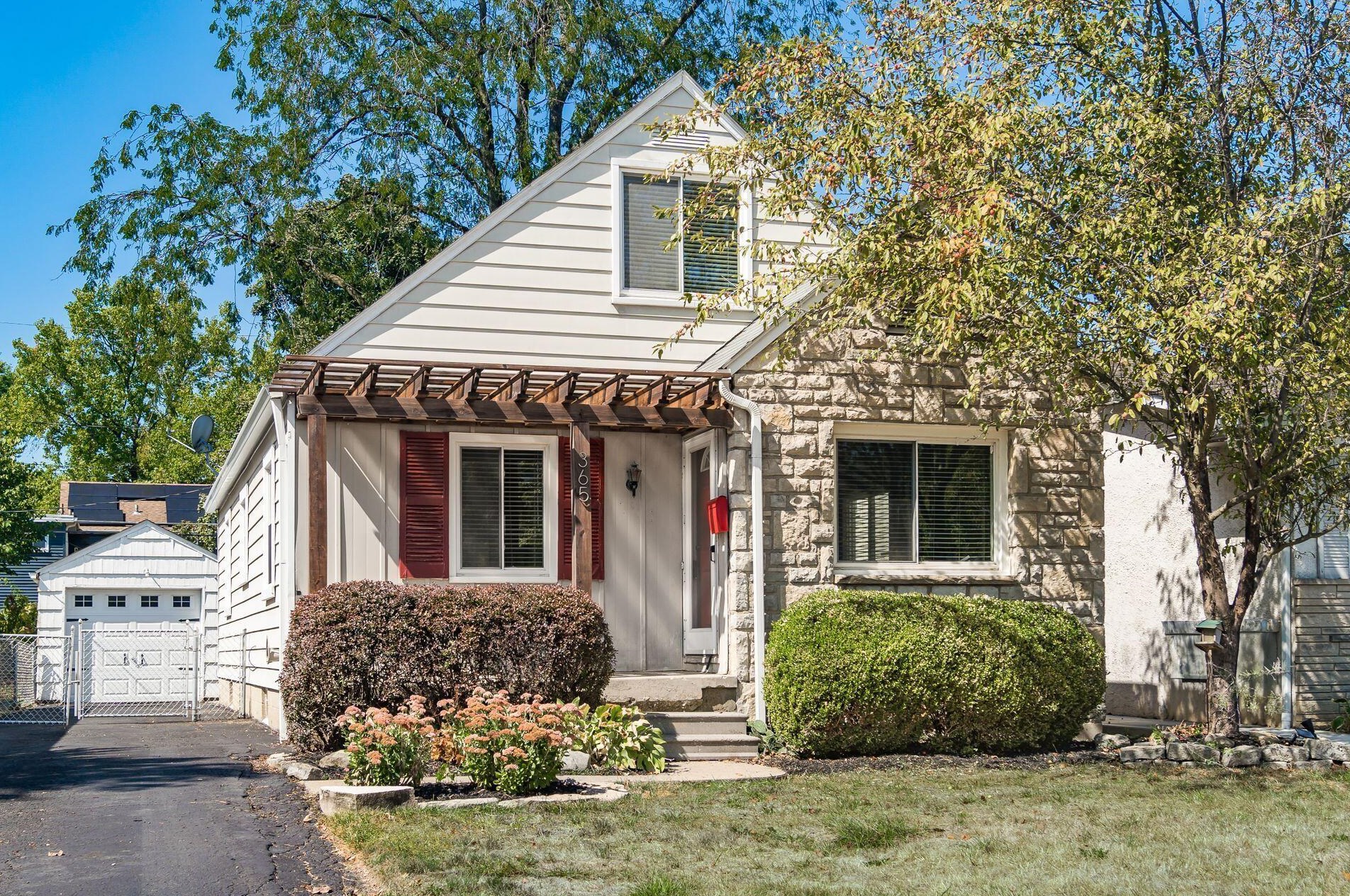 365 Roys Ave, Columbus, OH 43204-2549