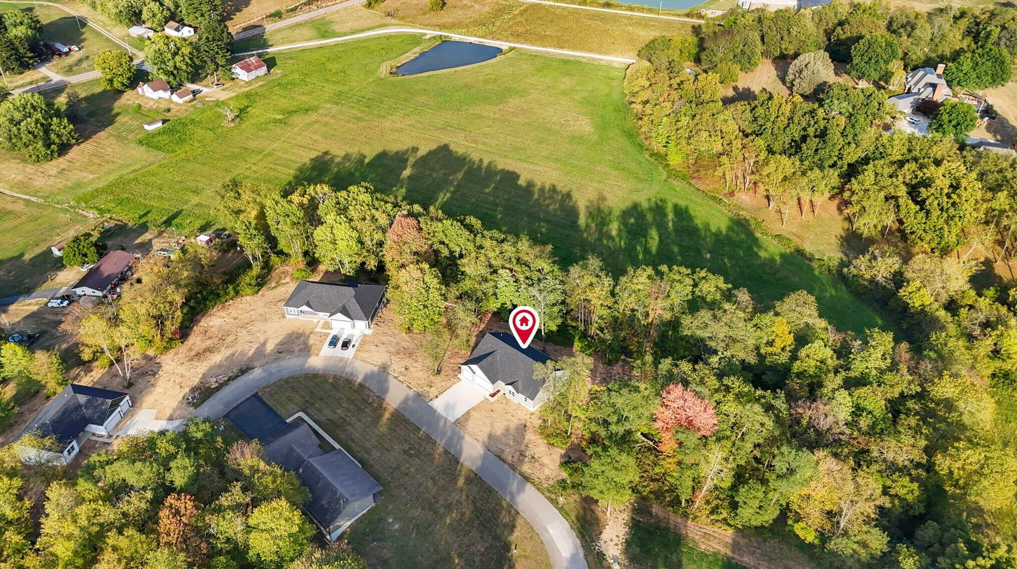 3010 Corbin Dr, Zanesville, OH 43701