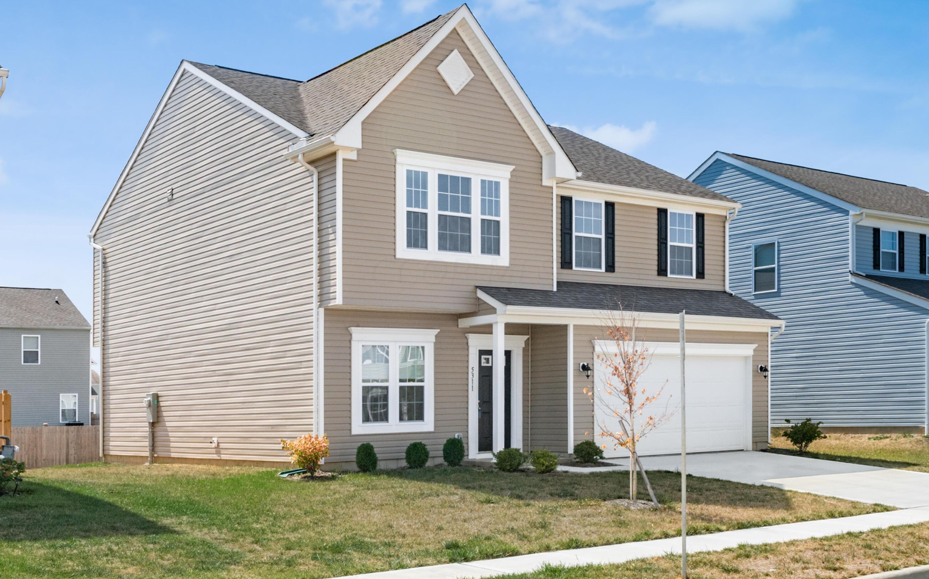 5311 Karst Cir, Ashville, OH 43103