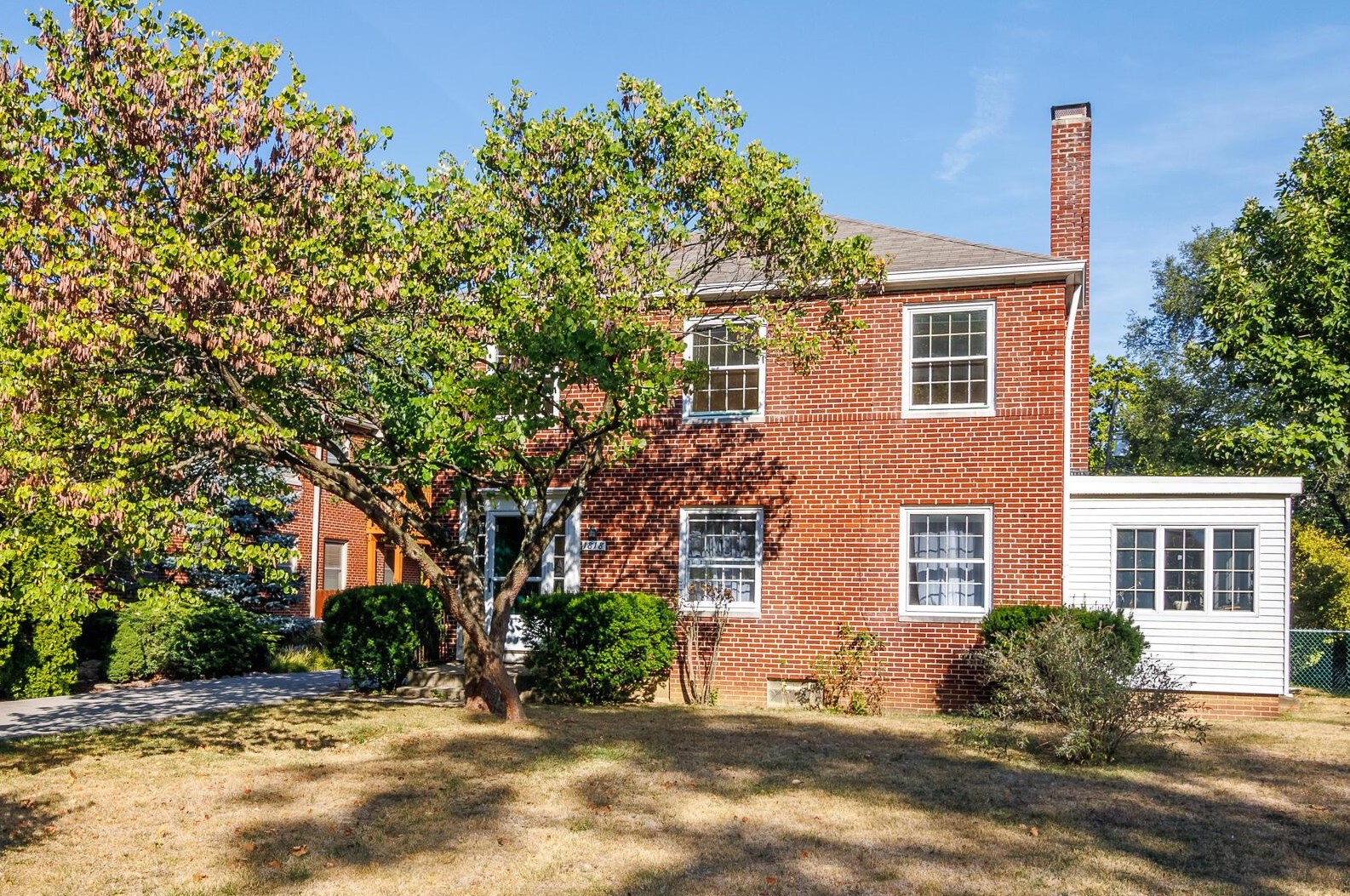 1818 Ashland Ave, Columbus, OH 43212-1107