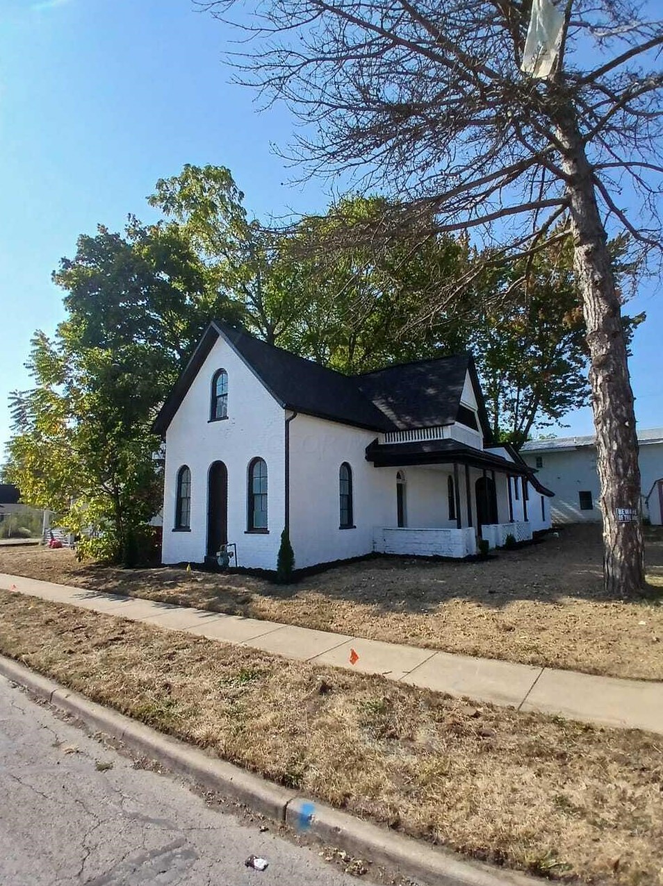 109 W Center St, London, OH 43140
