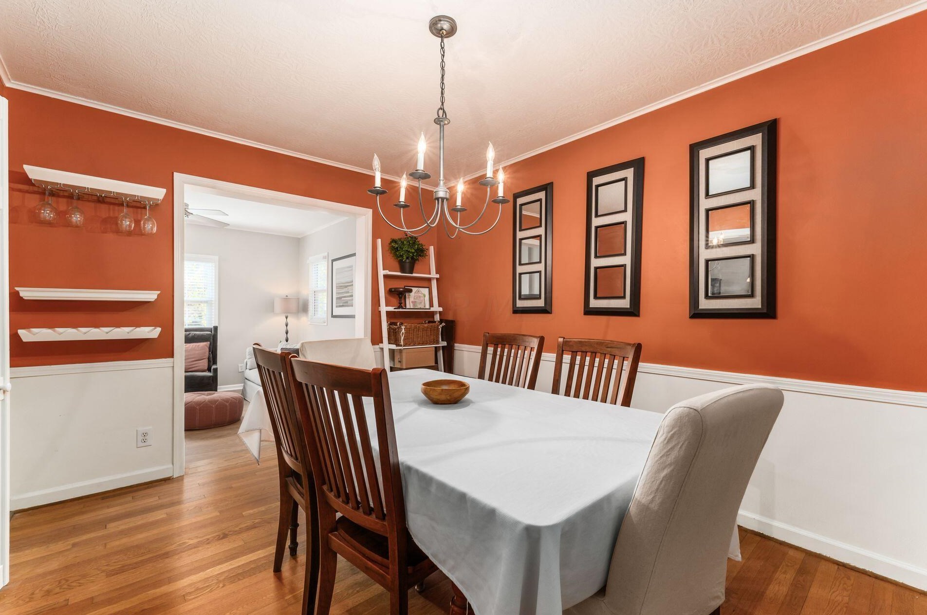 982 Roosevelt Ave, Columbus OH 43209-1559 exterior