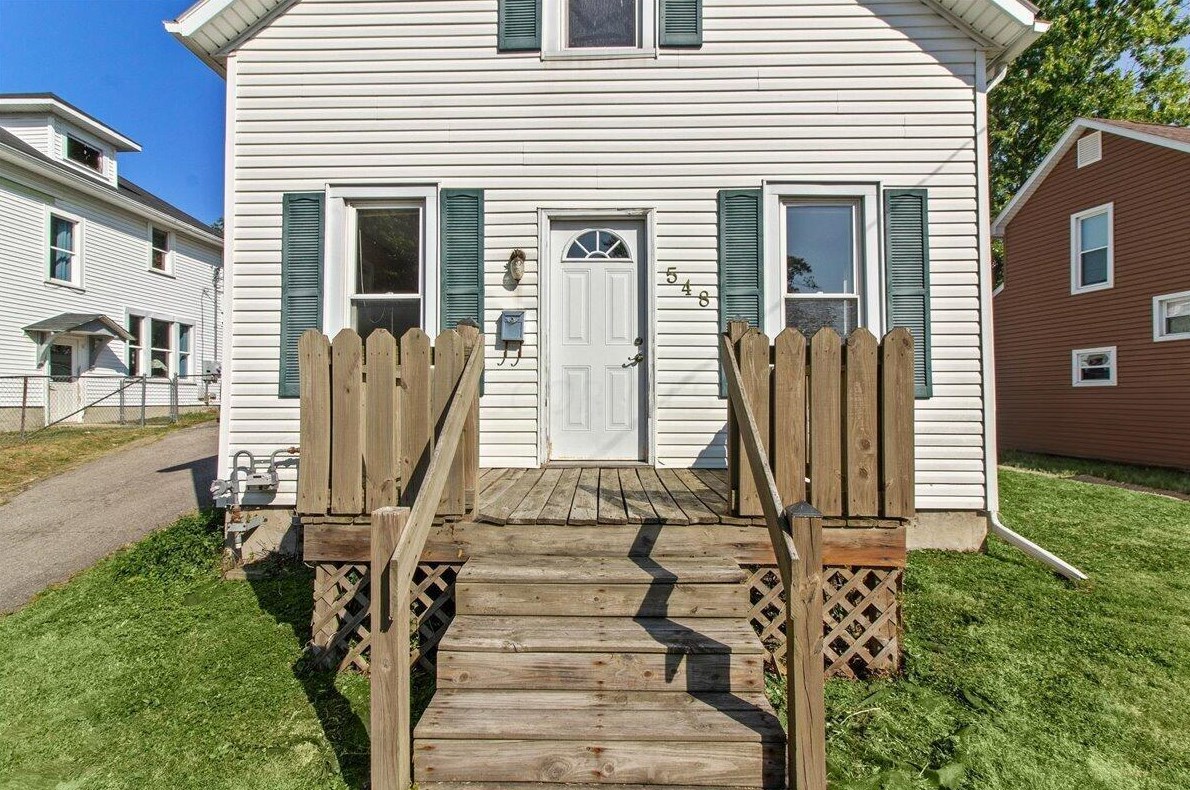 548 Madriver St, Bellefontaine, OH 43311-2280