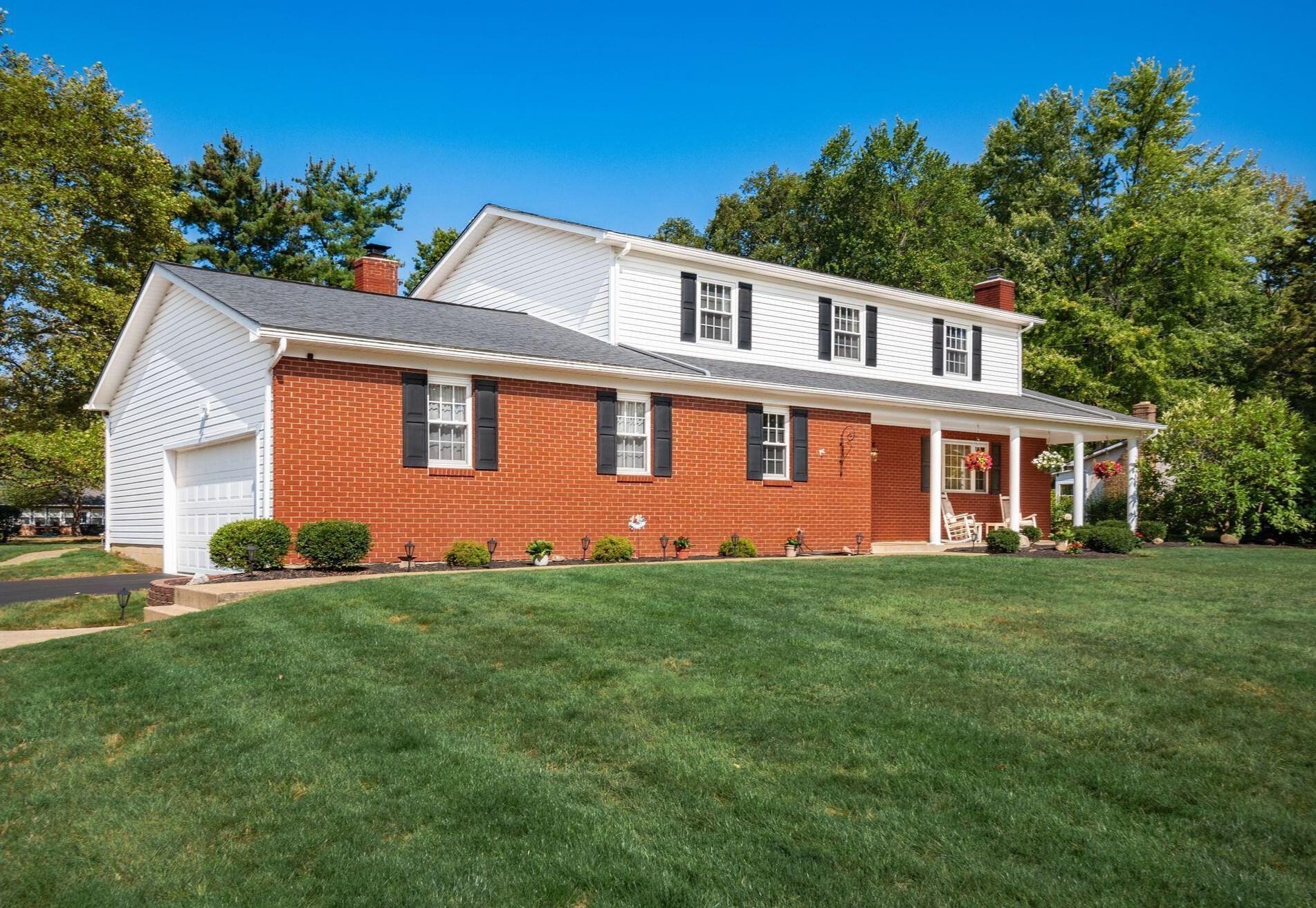 8570 Chevington Chase Dr, Pickerington, OH 43147-9551
