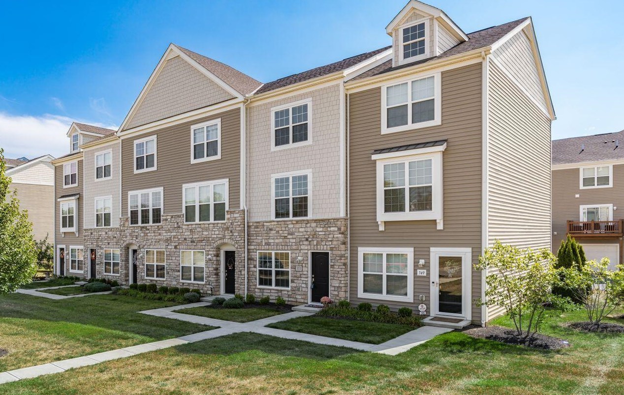 353 Laurel Creek St, Pickerington, OH 43147