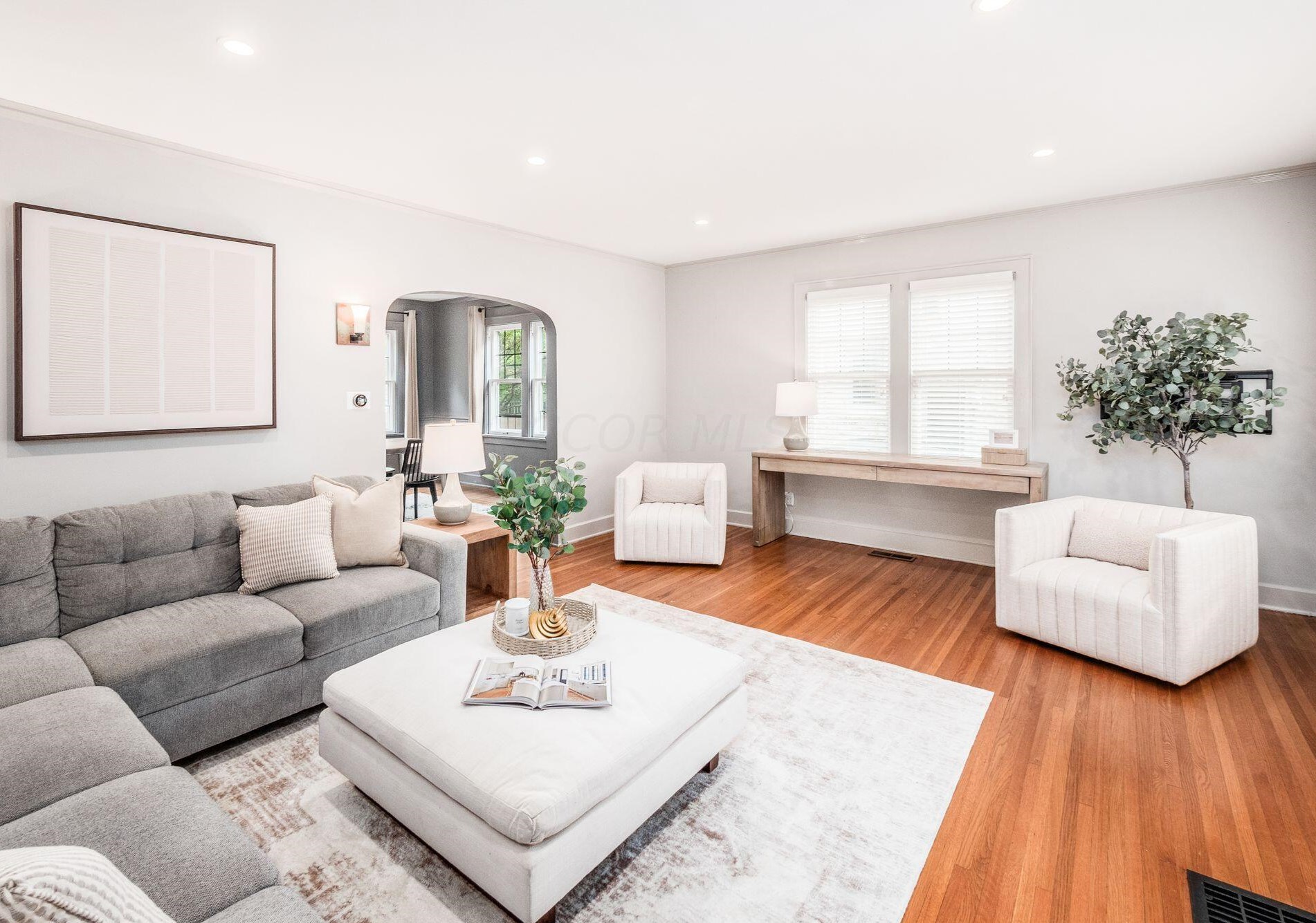 46 Remington Rd, Columbus OH 43209-2458 exterior