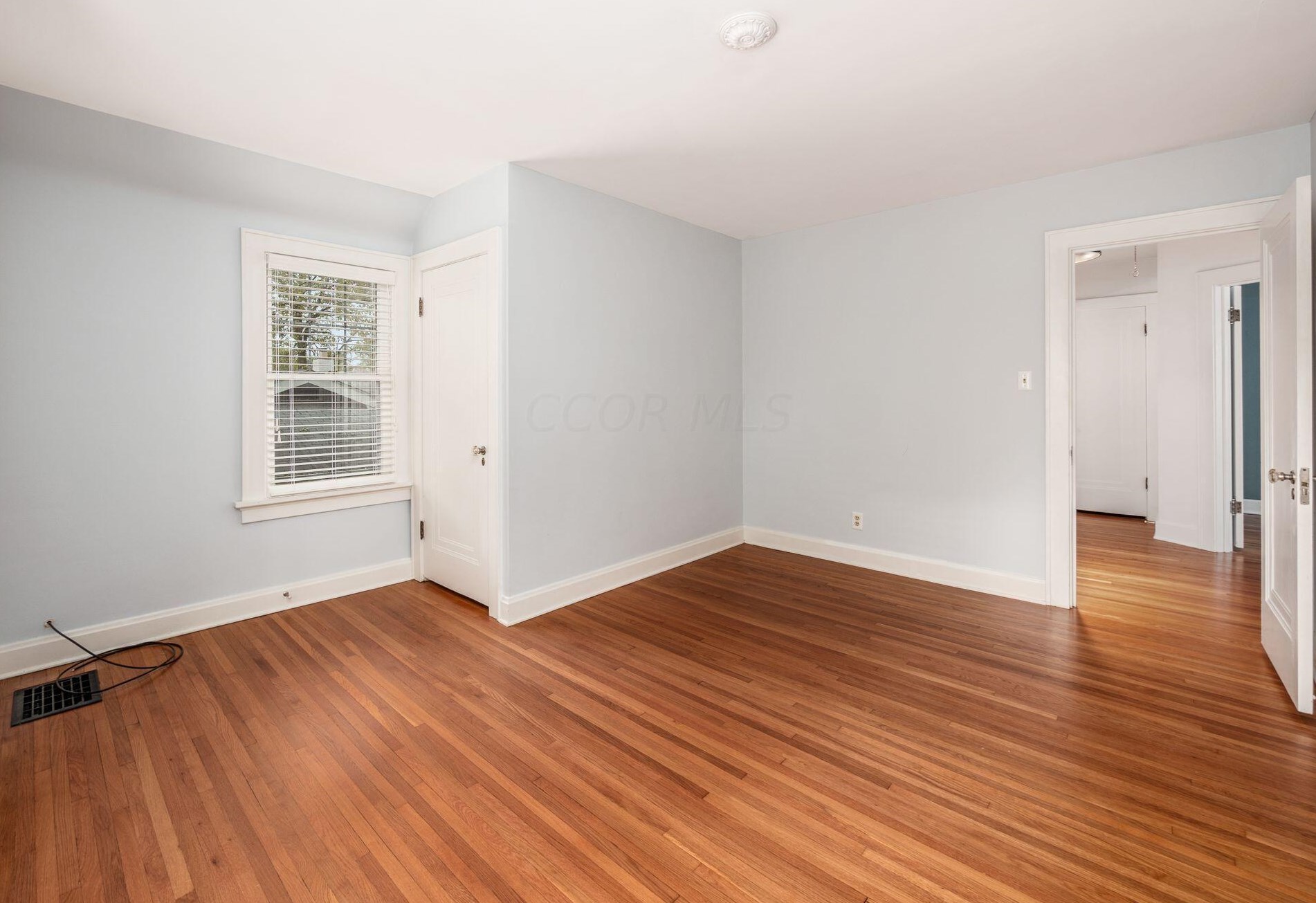 46 Remington Rd, Columbus OH 43209-2458 exterior