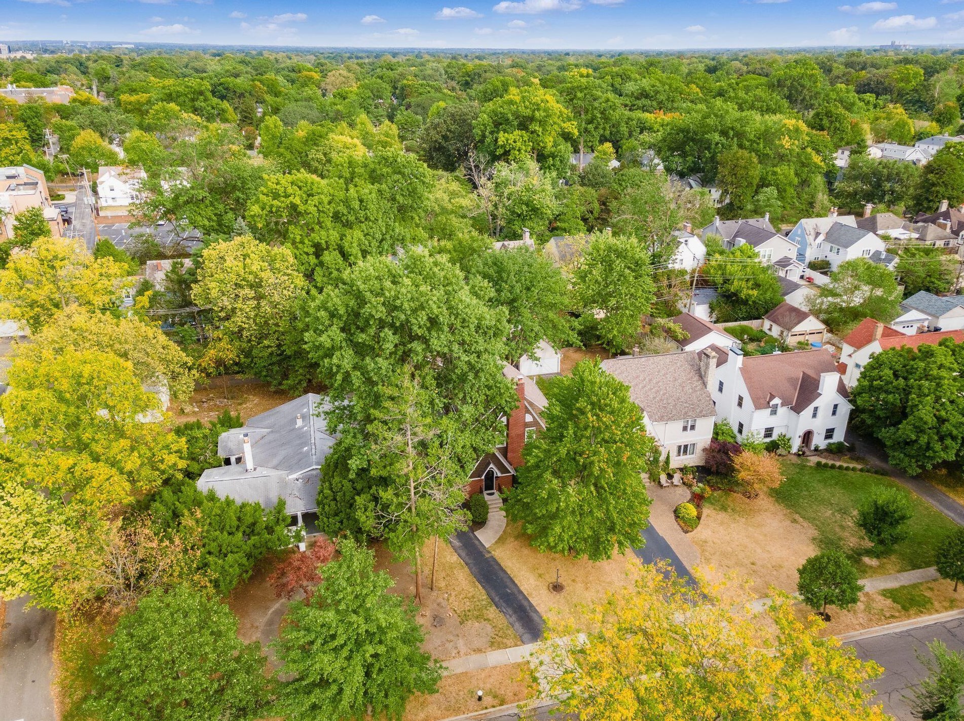 46 Remington Rd, Columbus OH 43209-2458 exterior